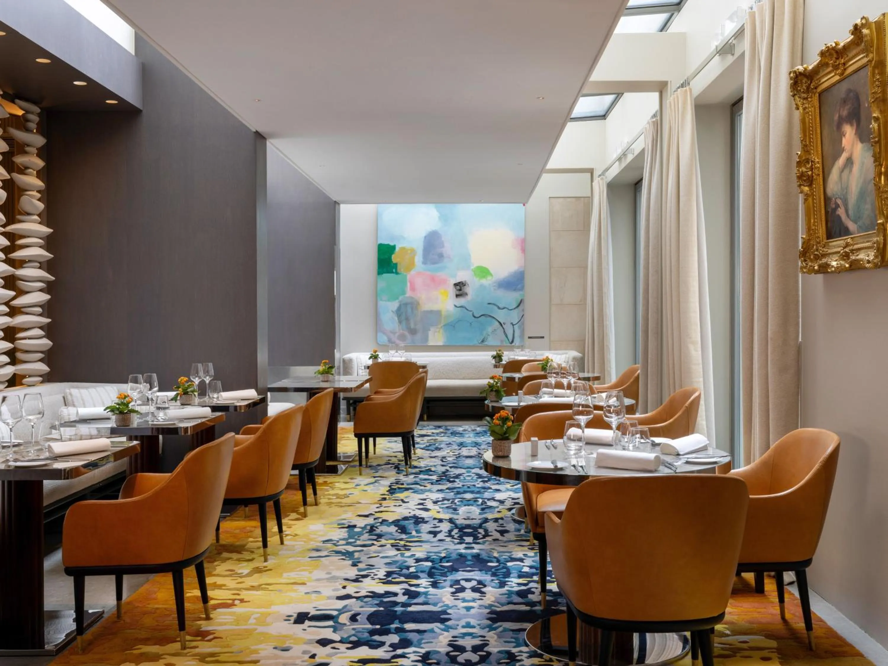 Restaurant/places to eat in Hôtel De Sers Champs Elysées Paris