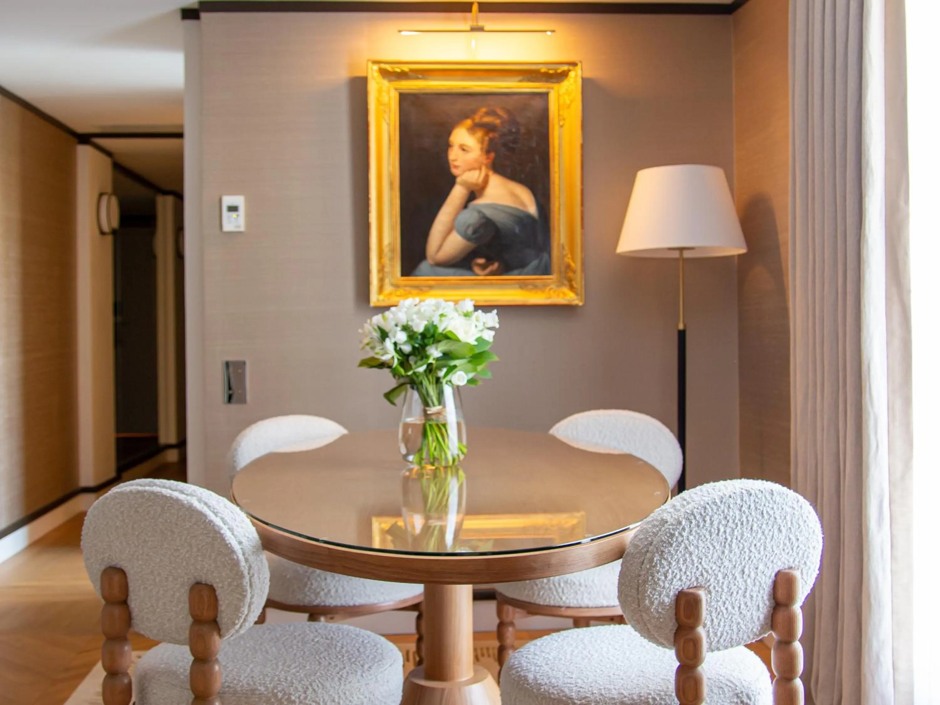 Dining area in Hôtel De Sers Champs Elysées Paris