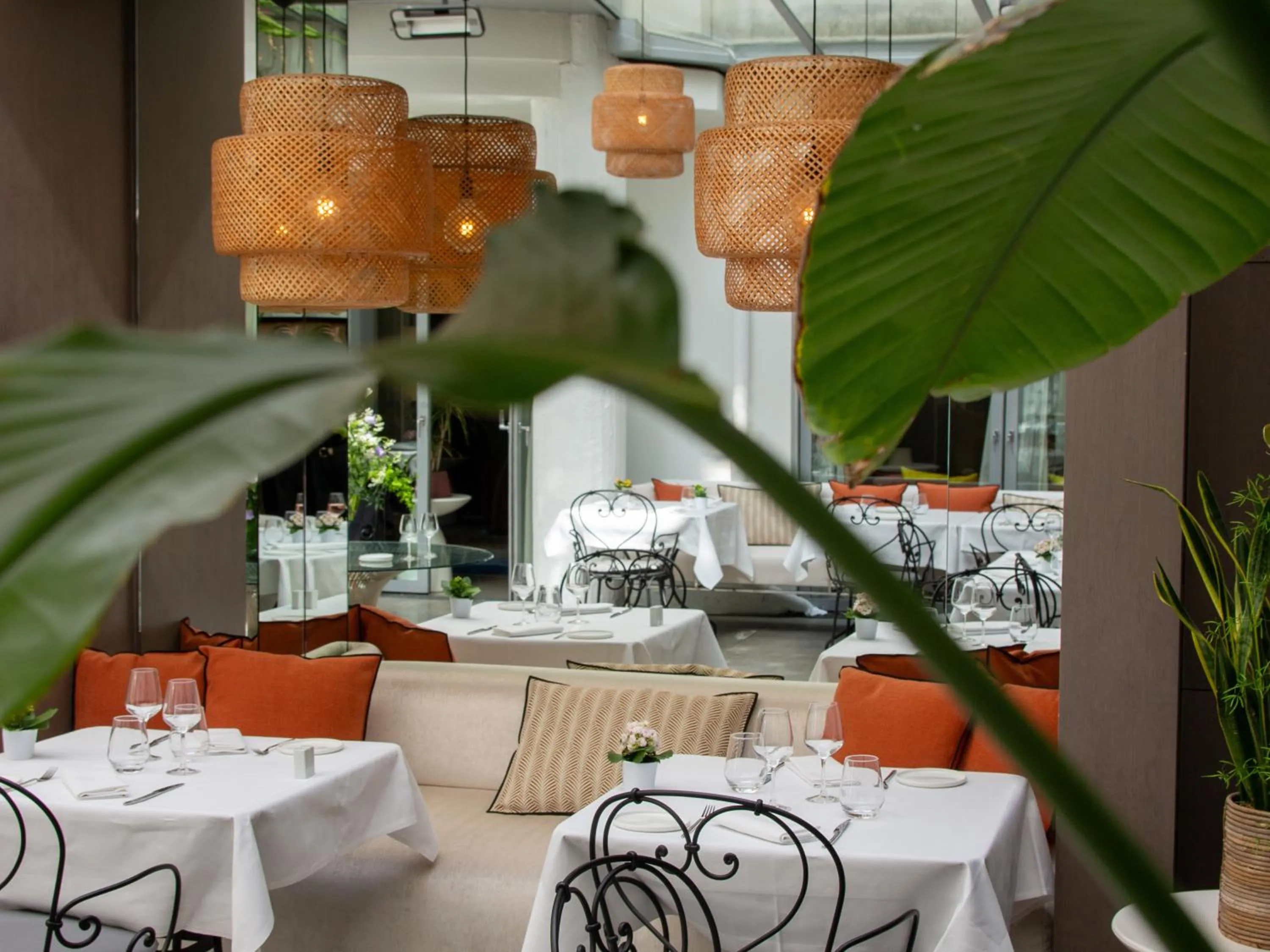 Patio in Hôtel De Sers Champs Elysées Paris