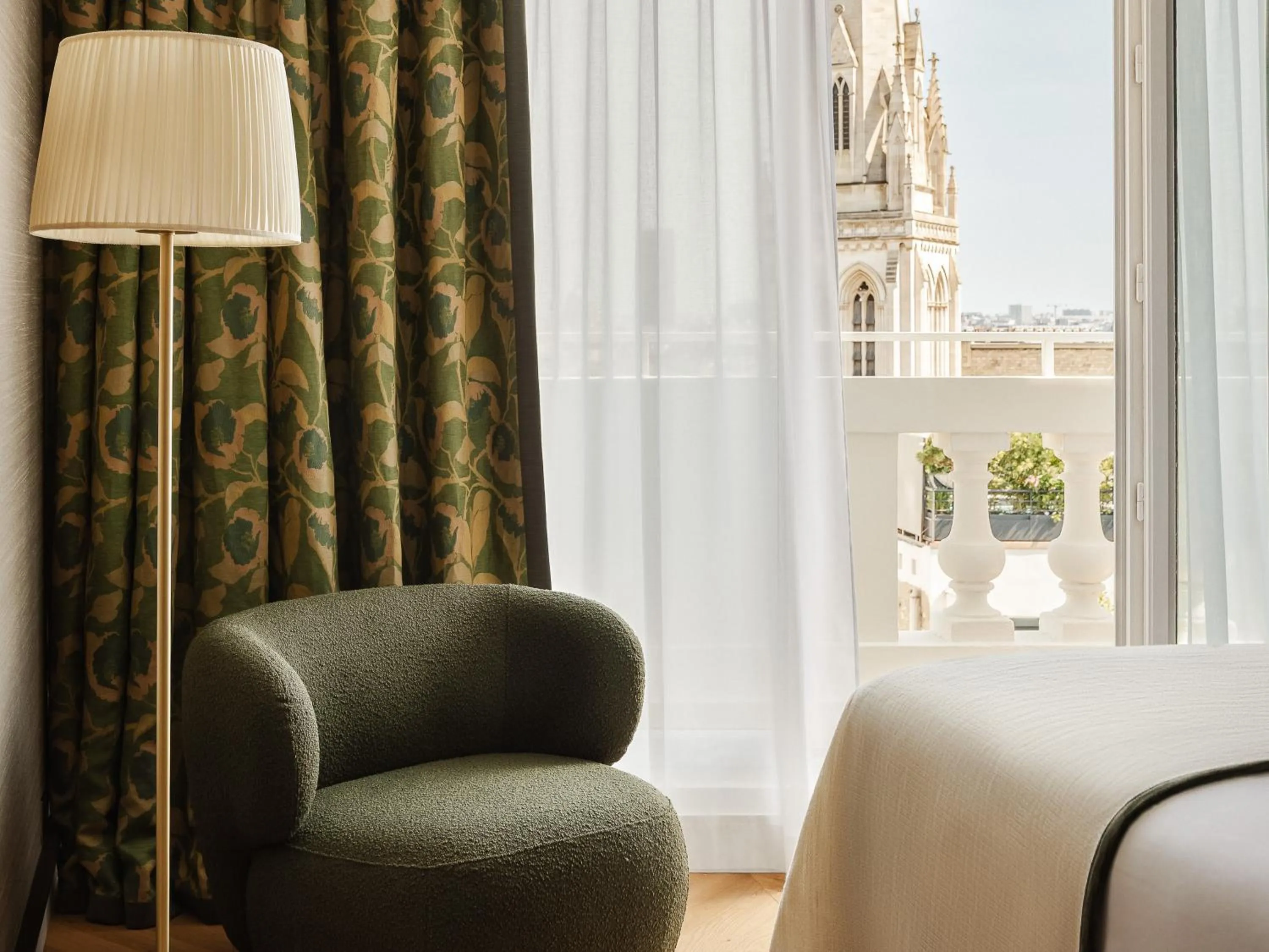 Bedroom, Bed in Hôtel De Sers Champs Elysées Paris
