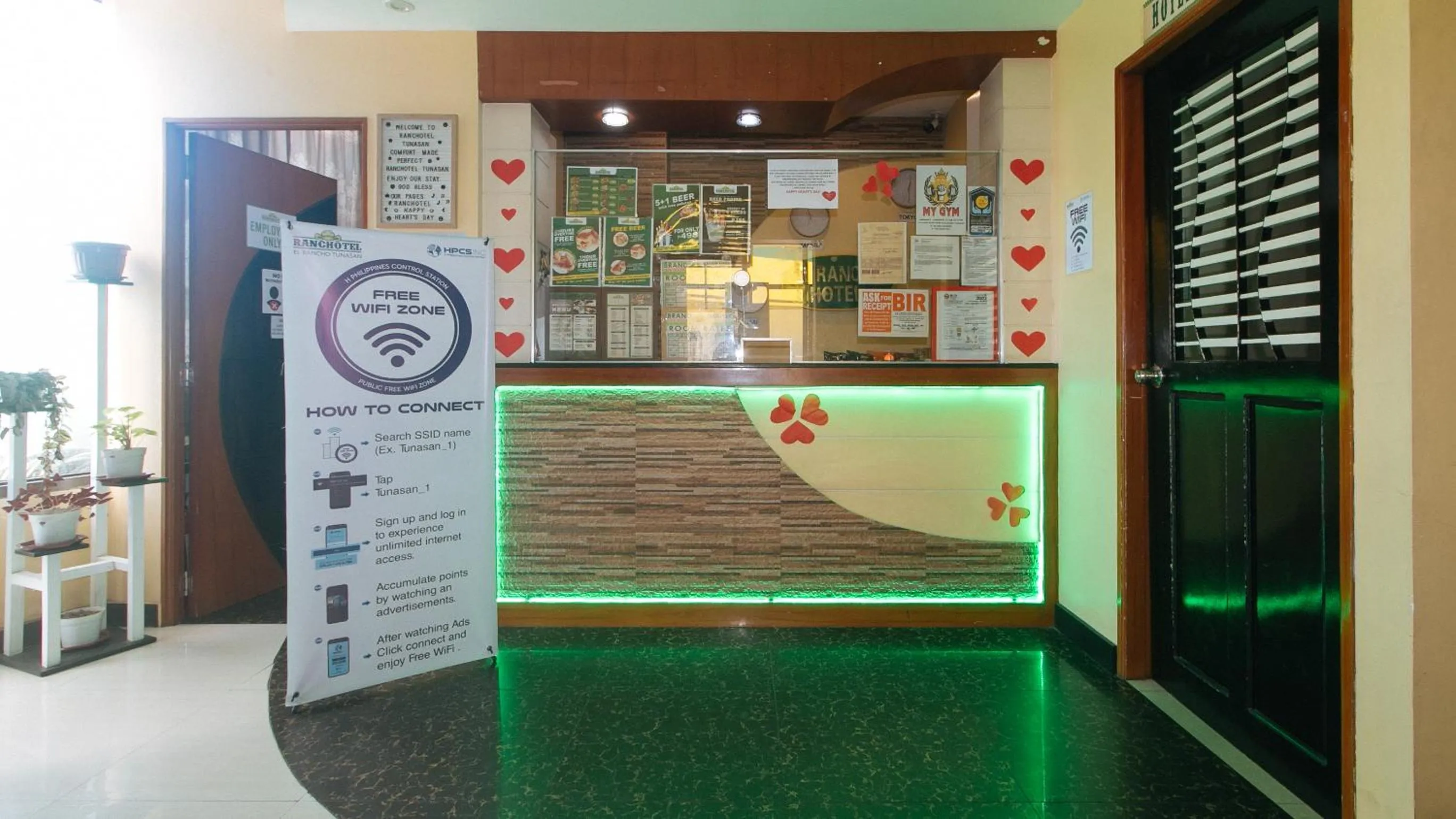 Property logo or sign in RedDoorz near SM City Muntinlupa