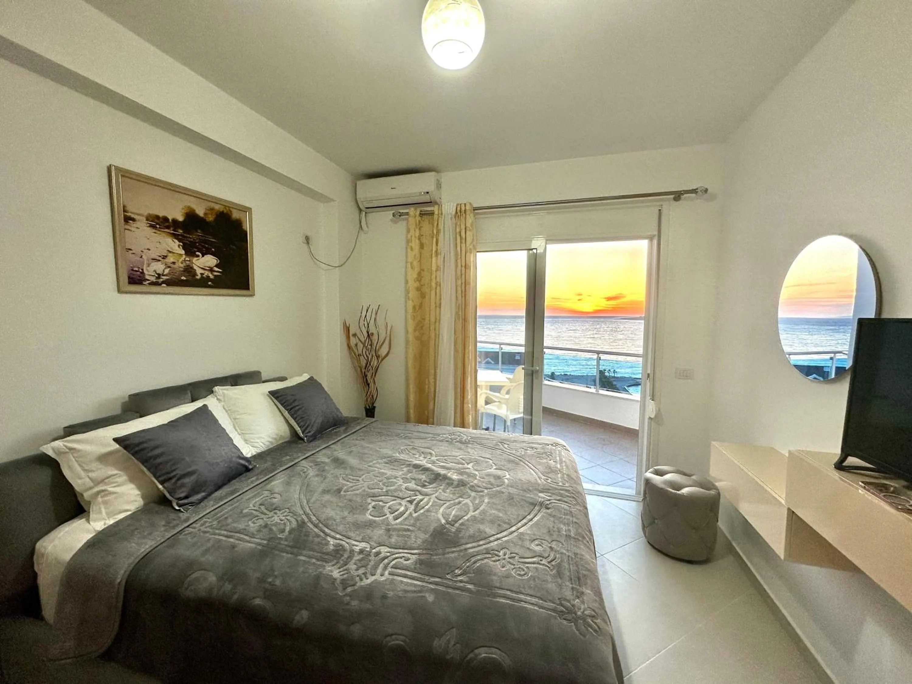 Bedroom, Bed in Hotel Bella Vista