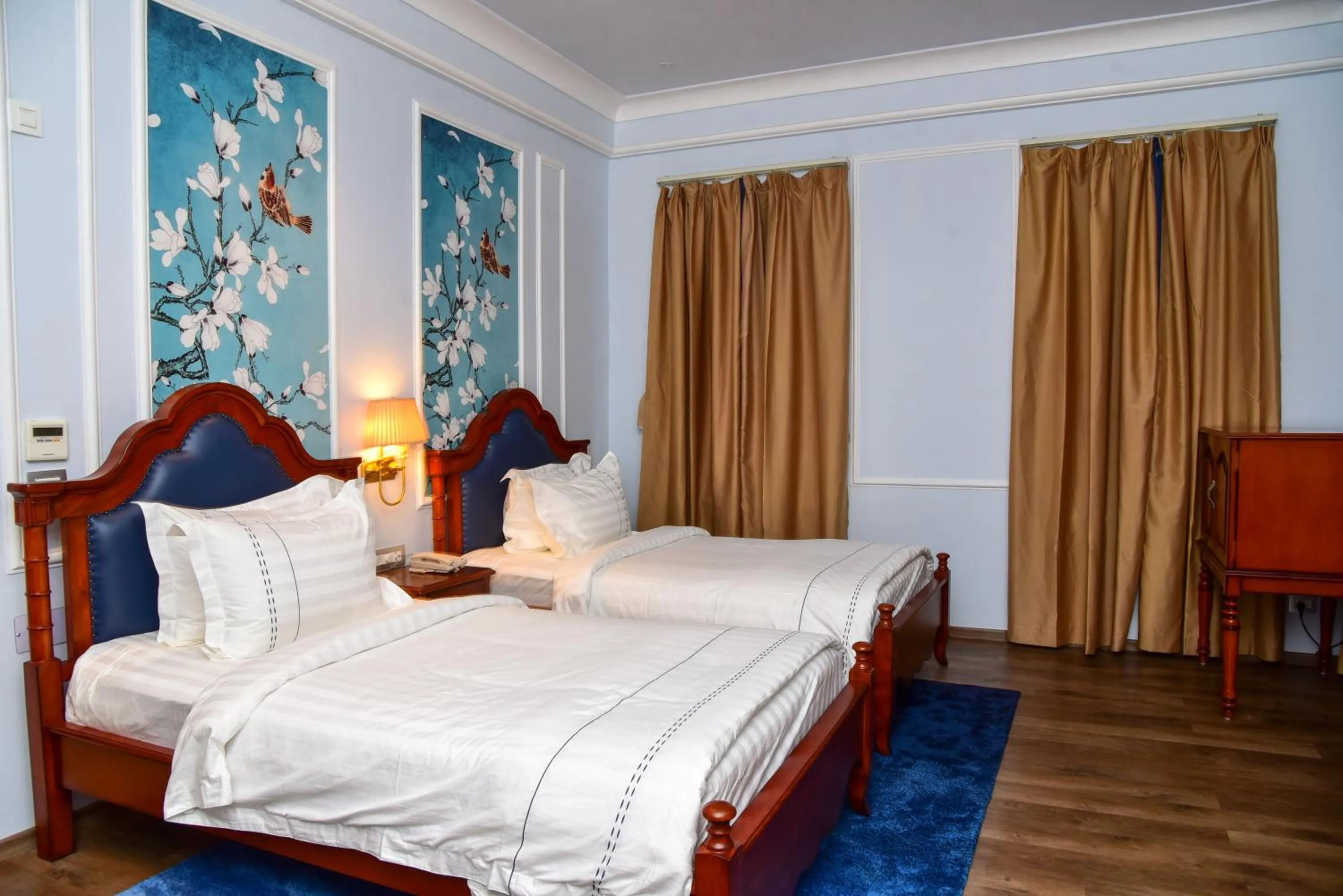 Bed in Jhadol Vijay Vilas Near Lake Pichola