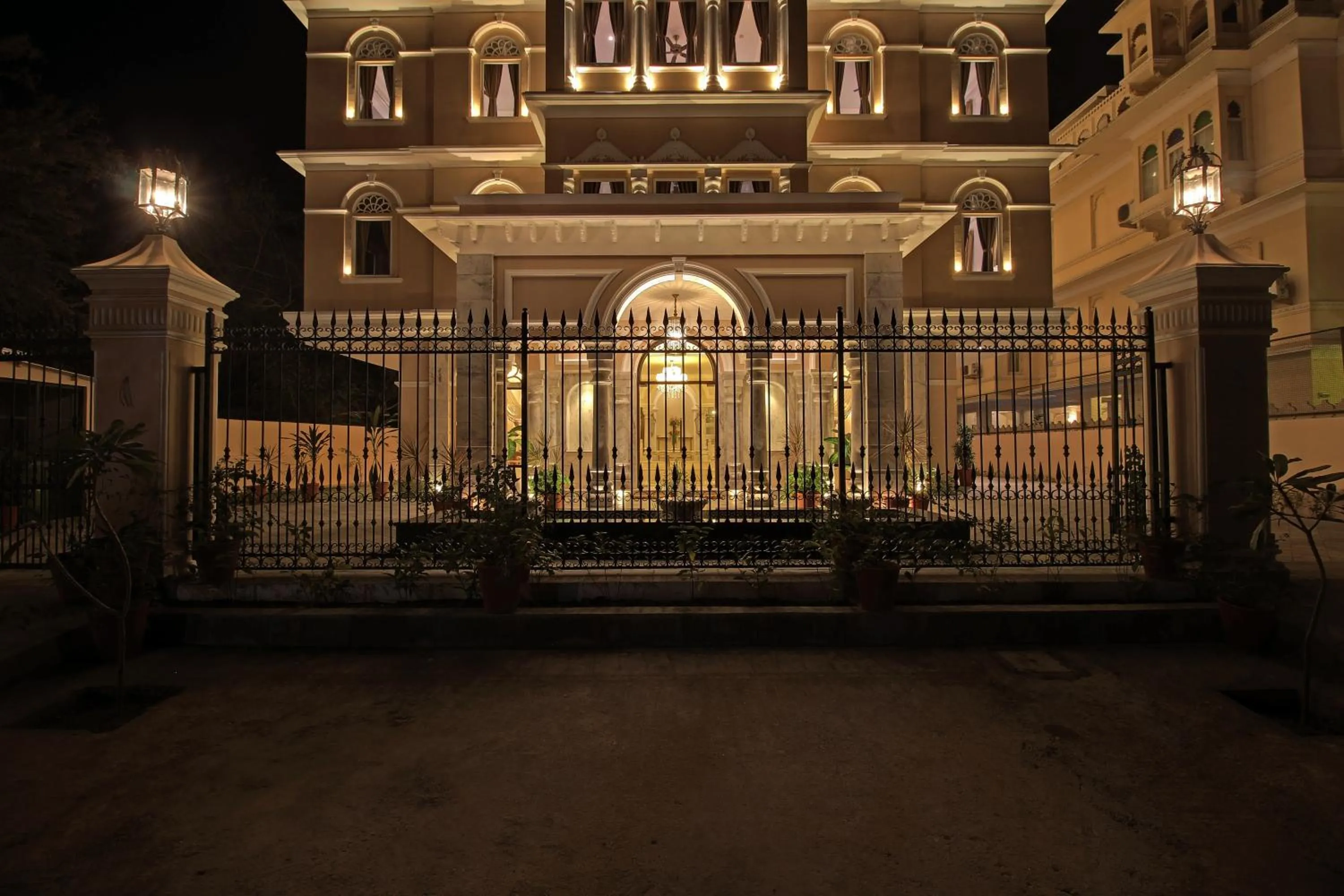 Property building in Jhadol Vijay Vilas Near Lake Pichola