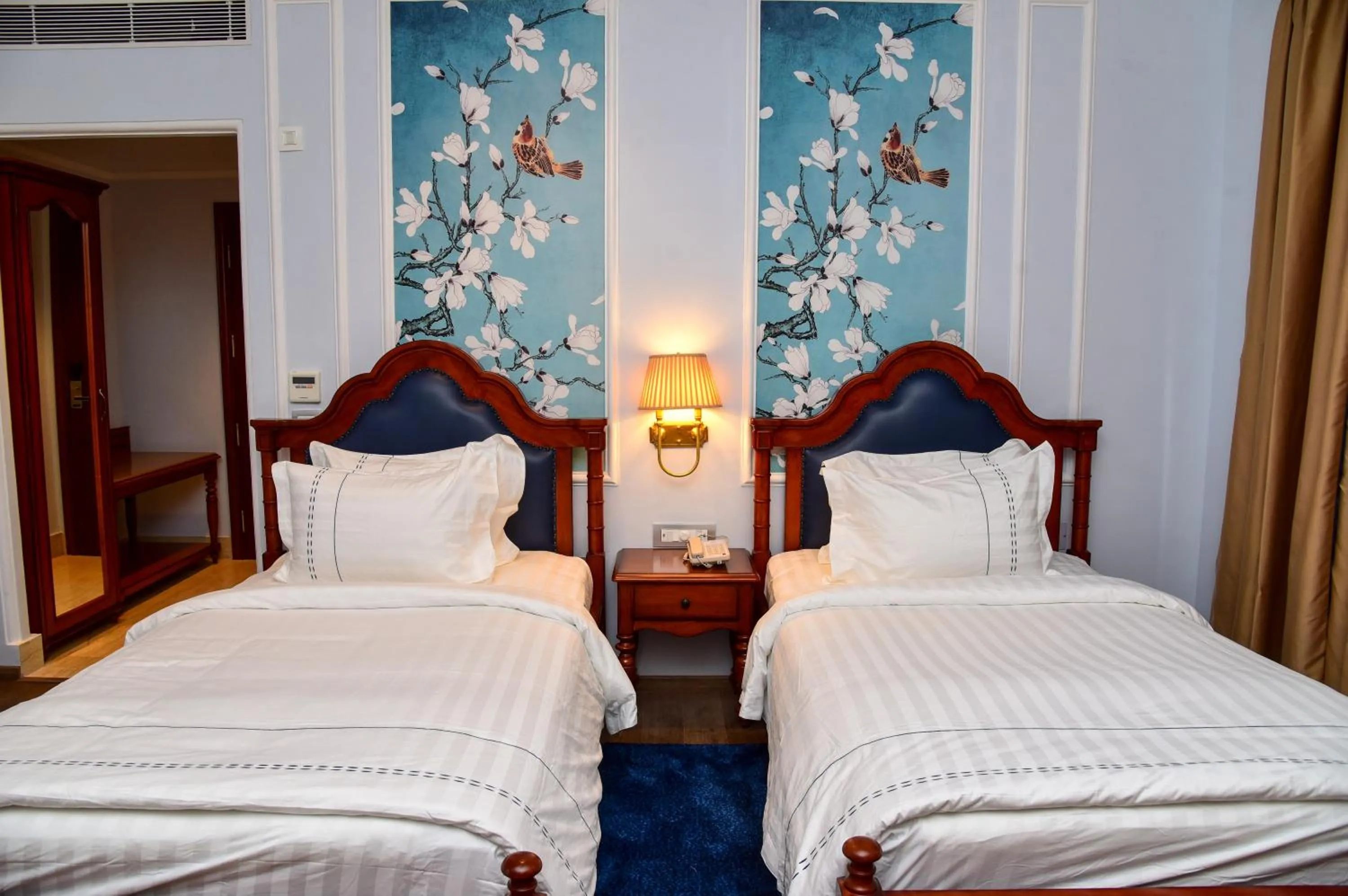 Bed in Jhadol Vijay Vilas Near Lake Pichola