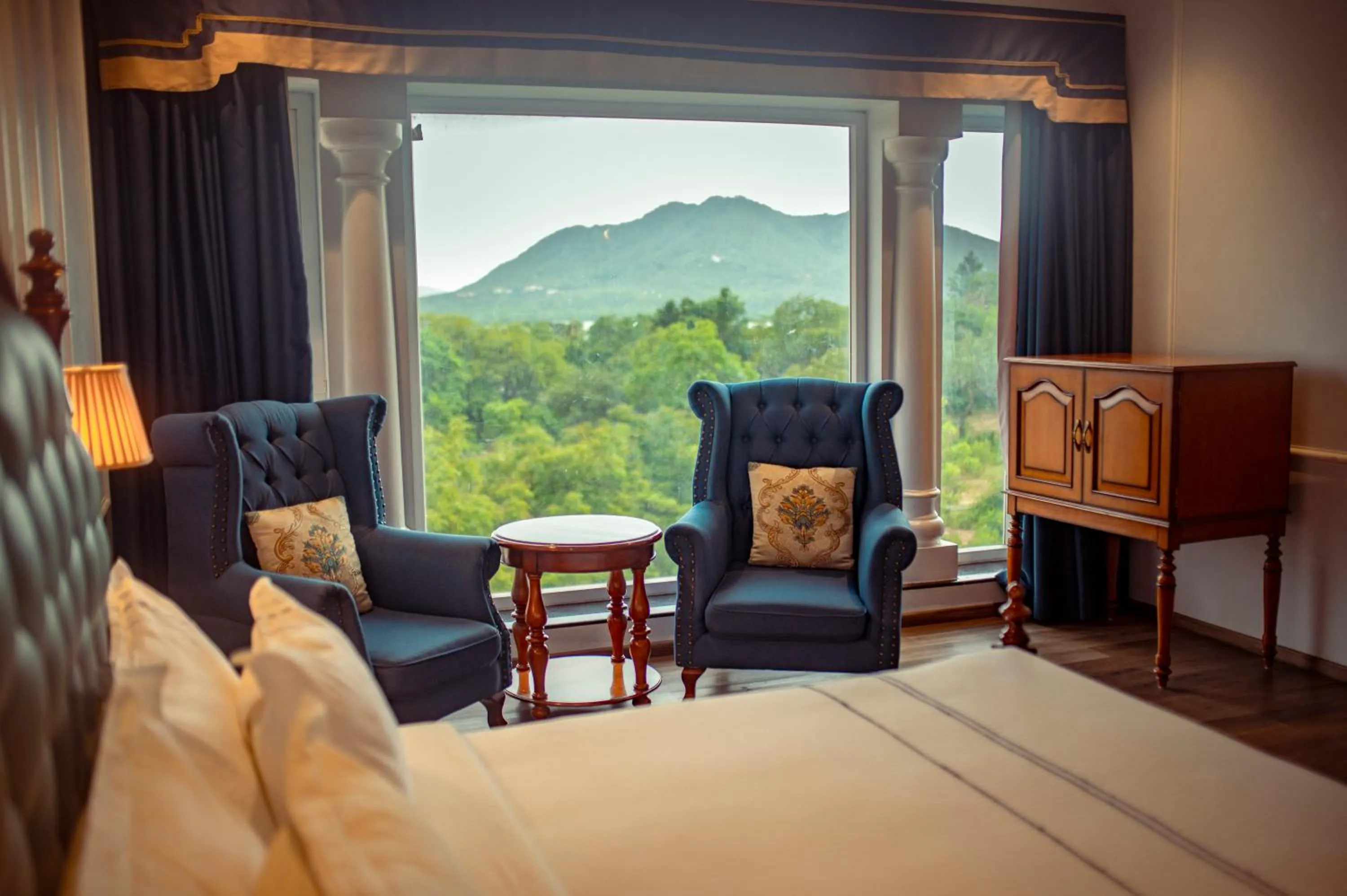 Bed in Jhadol Vijay Vilas Near Lake Pichola