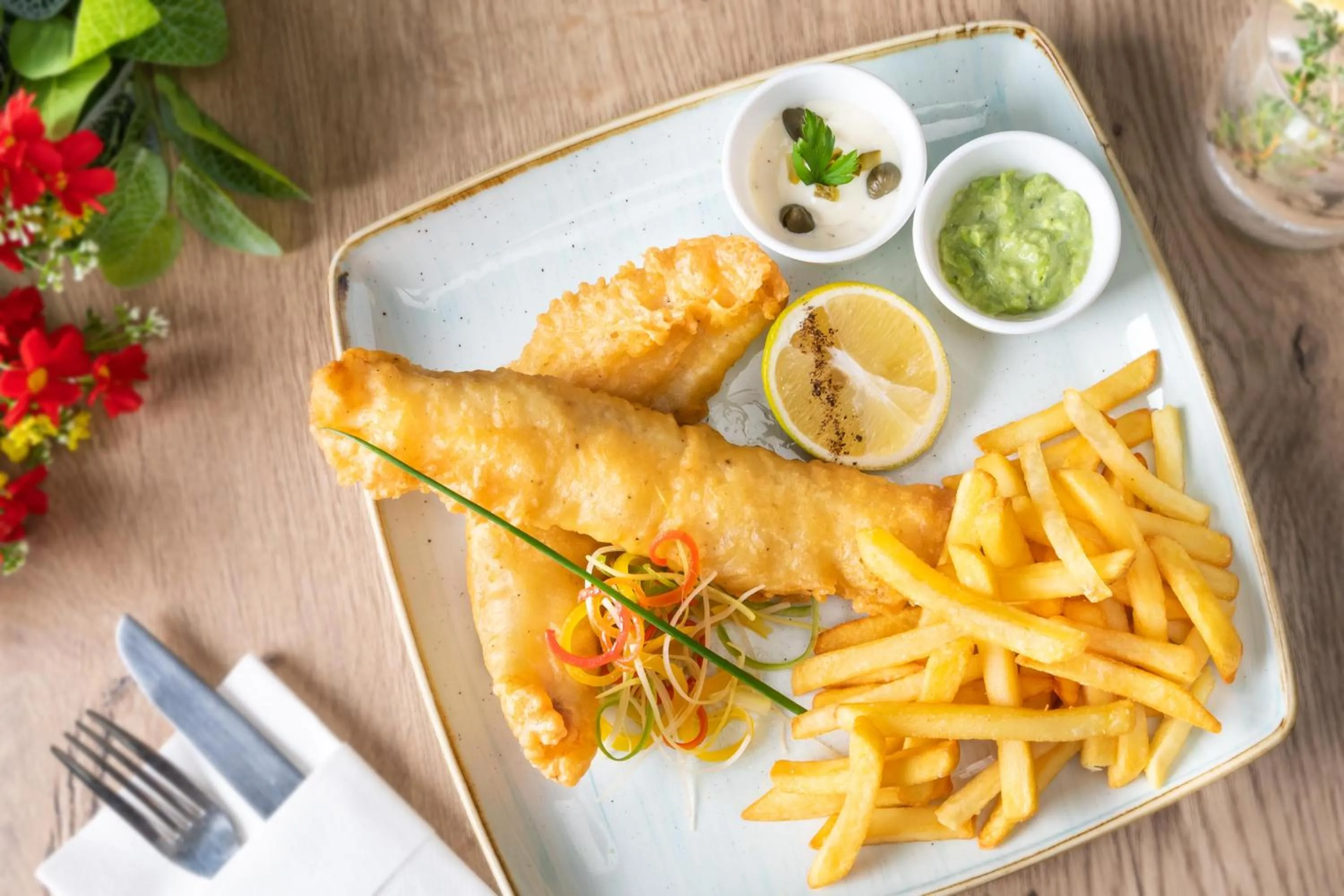 Restaurant/places to eat in JA The Manor Hotel, Dubai