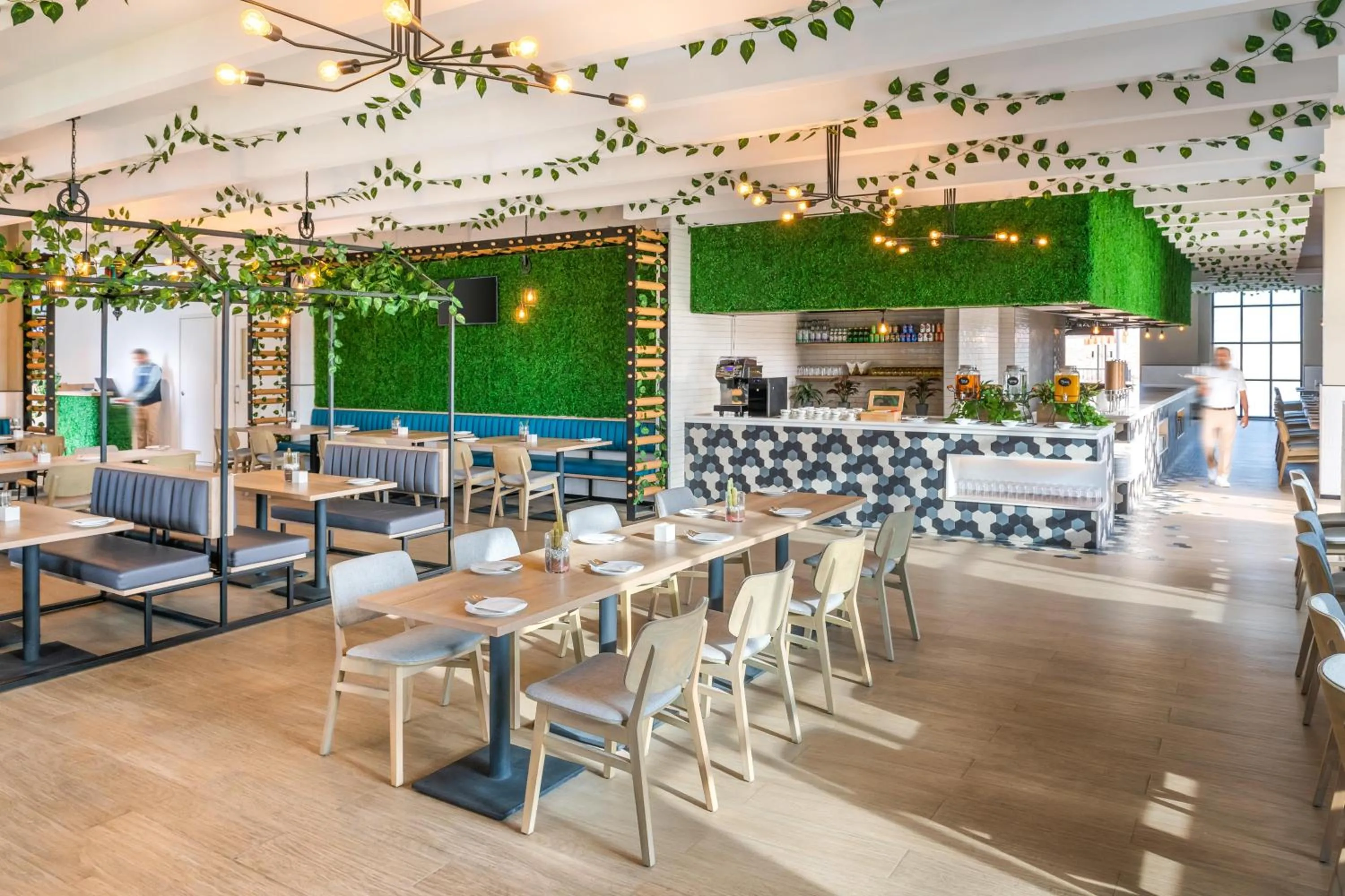 Restaurant/places to eat in JA The Manor Hotel, Dubai