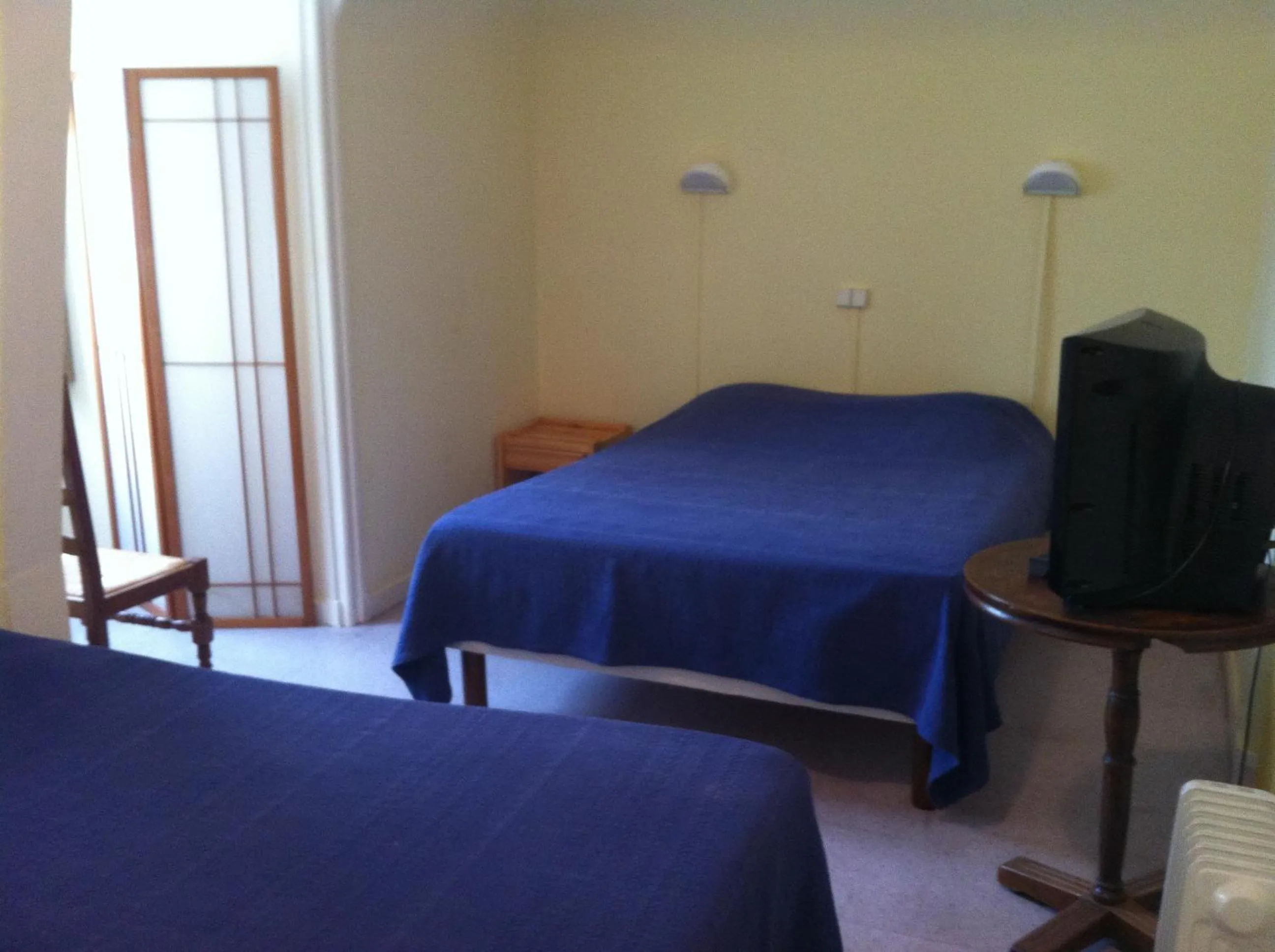 Bedroom in Le Commerce