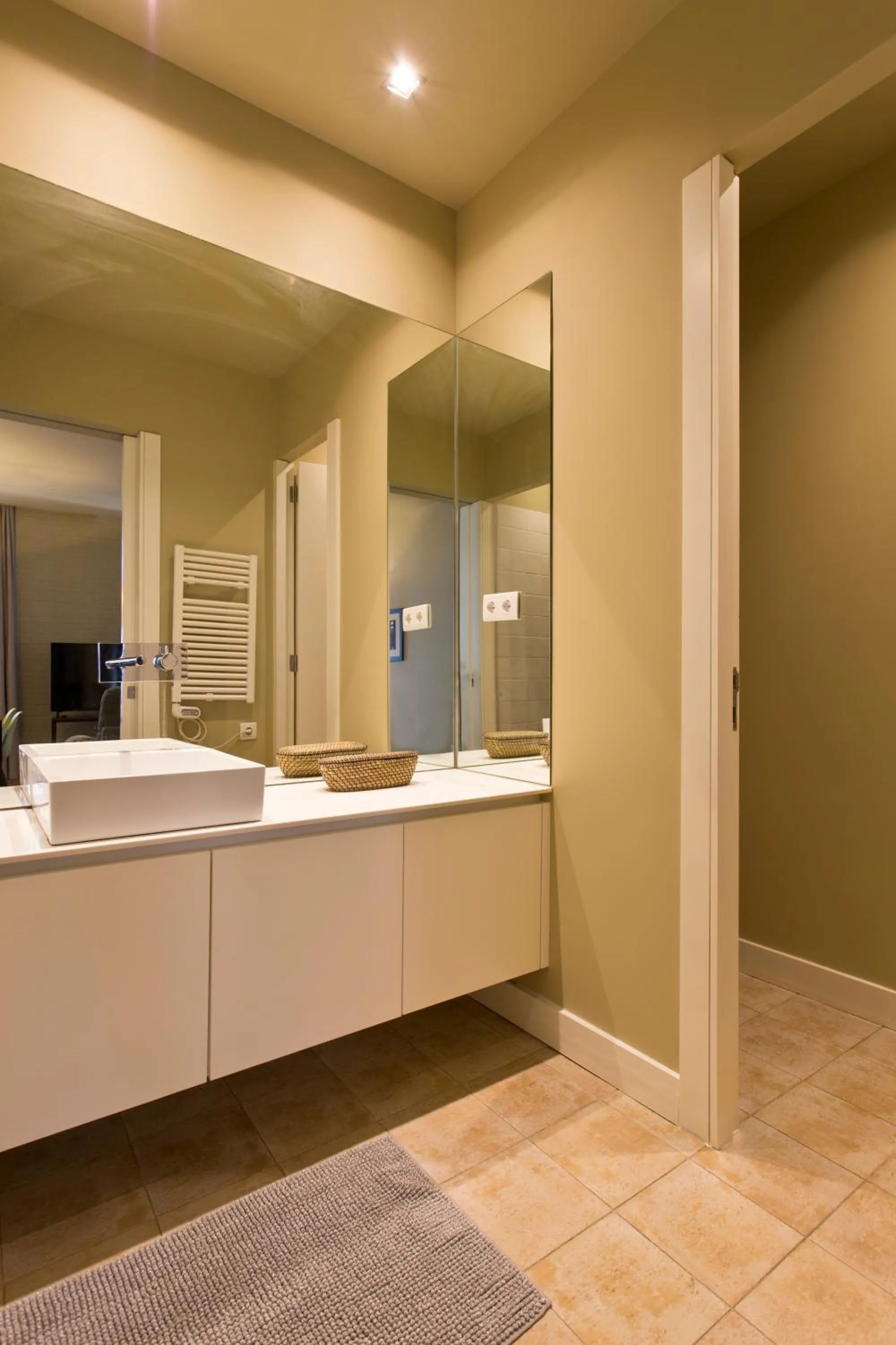 Toilet in RVA - Porto Central Flats