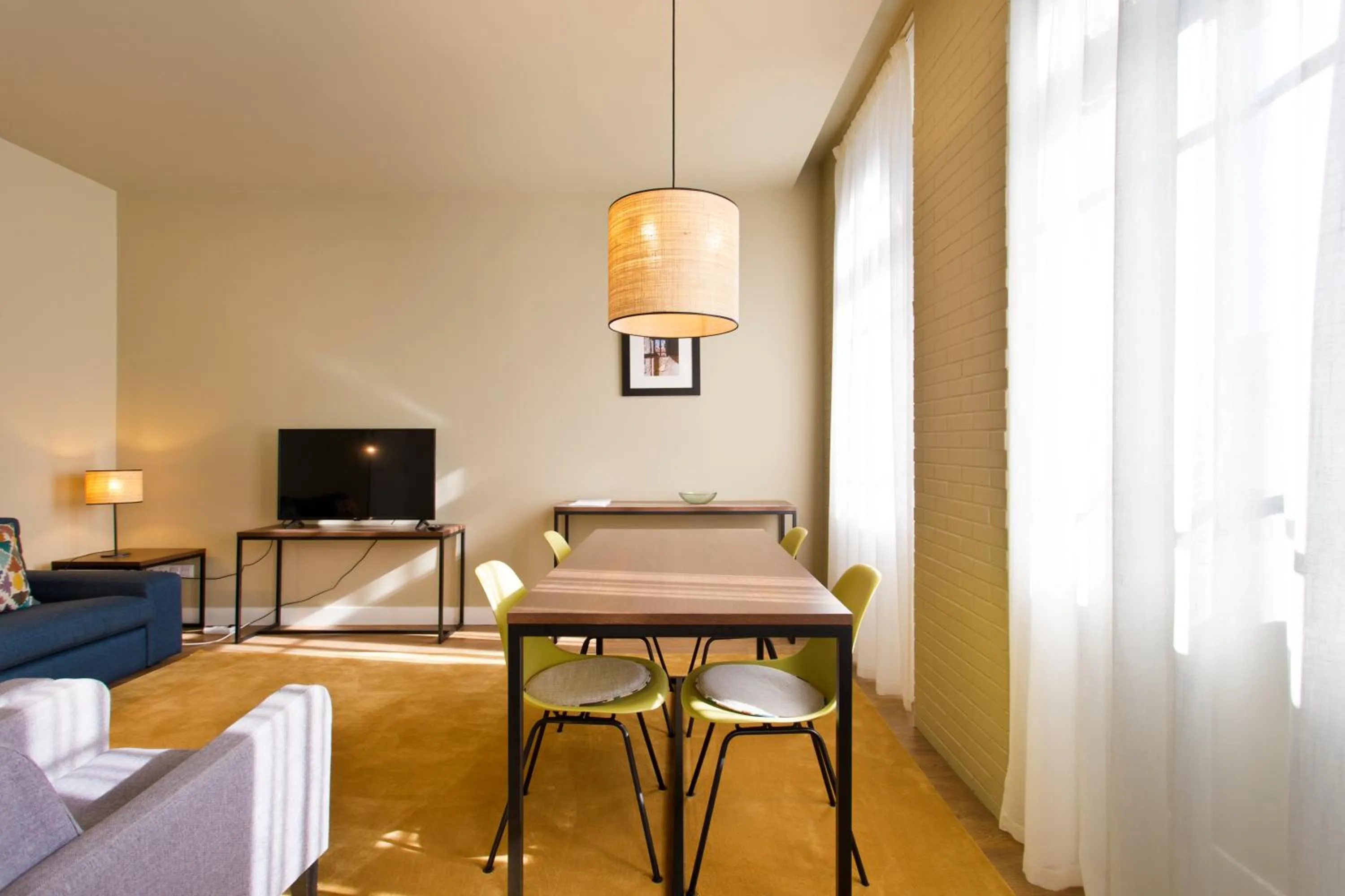 Meals in RVA - Porto Central Flats