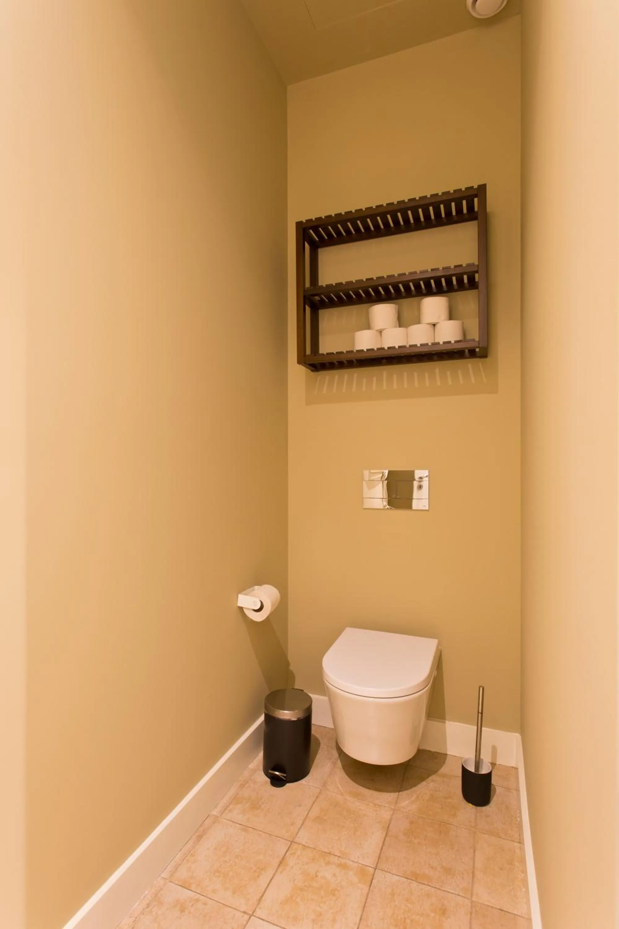 Toilet in RVA - Porto Central Flats