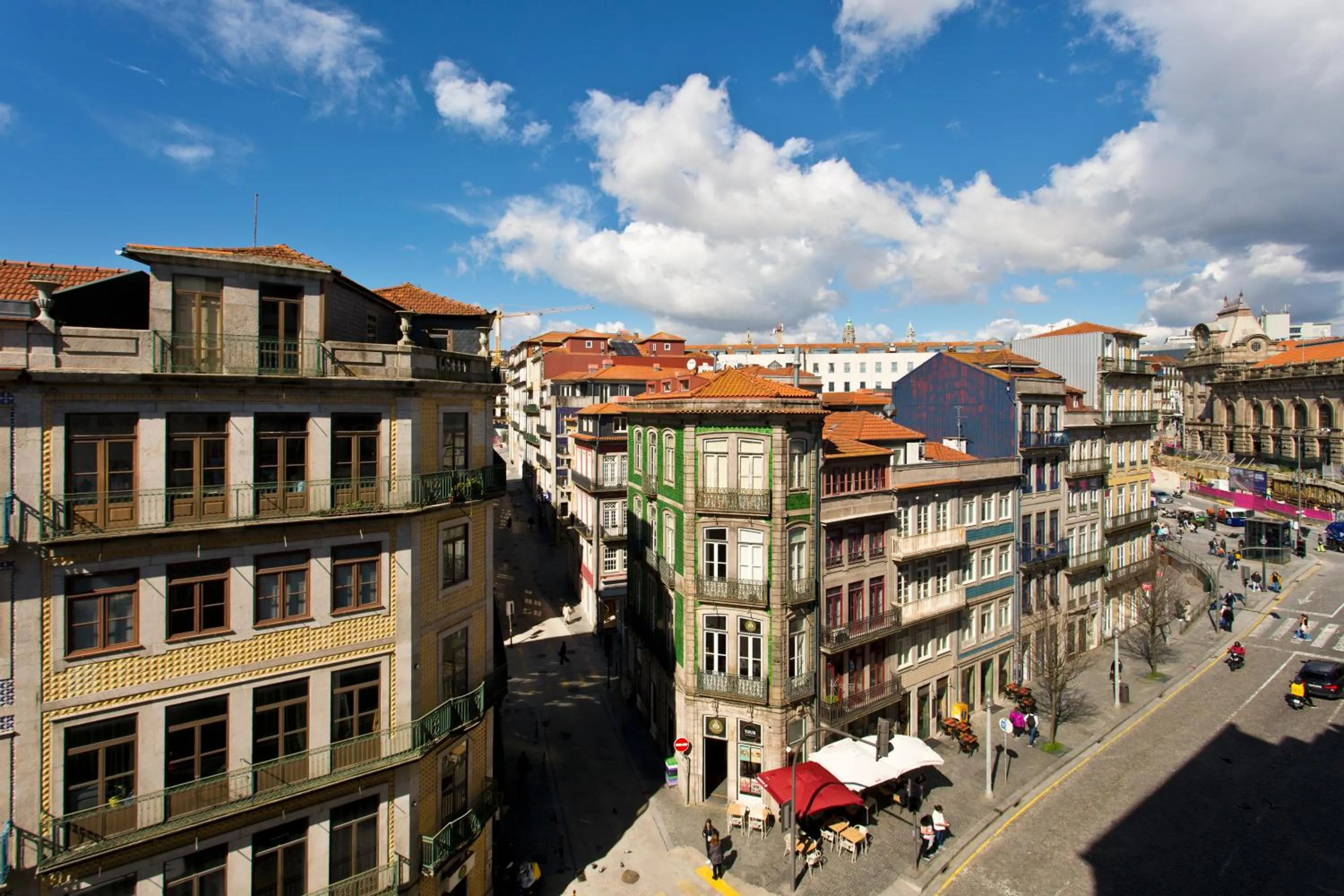 Street view in RVA - Porto Central Flats
