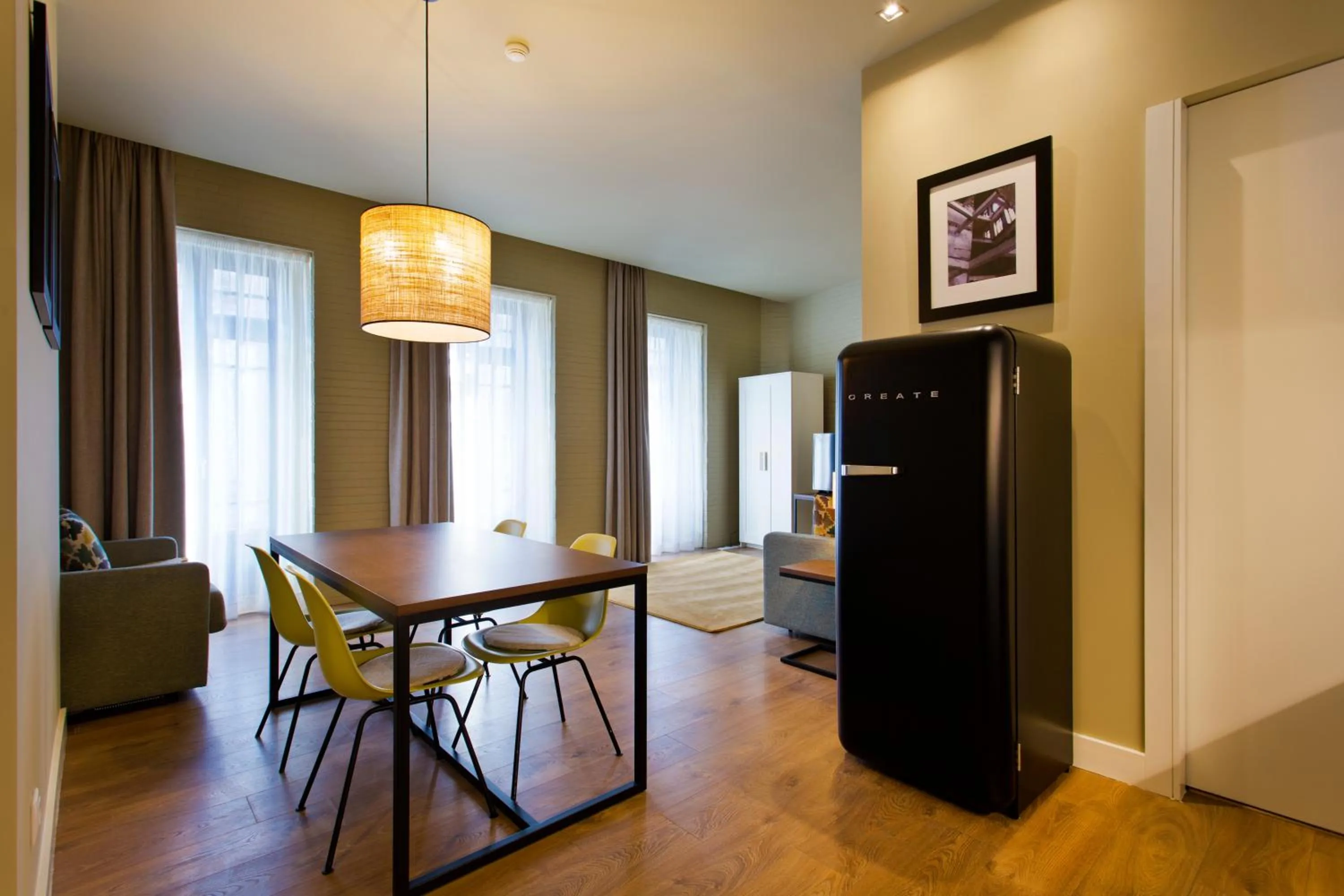 Meals in RVA - Porto Central Flats