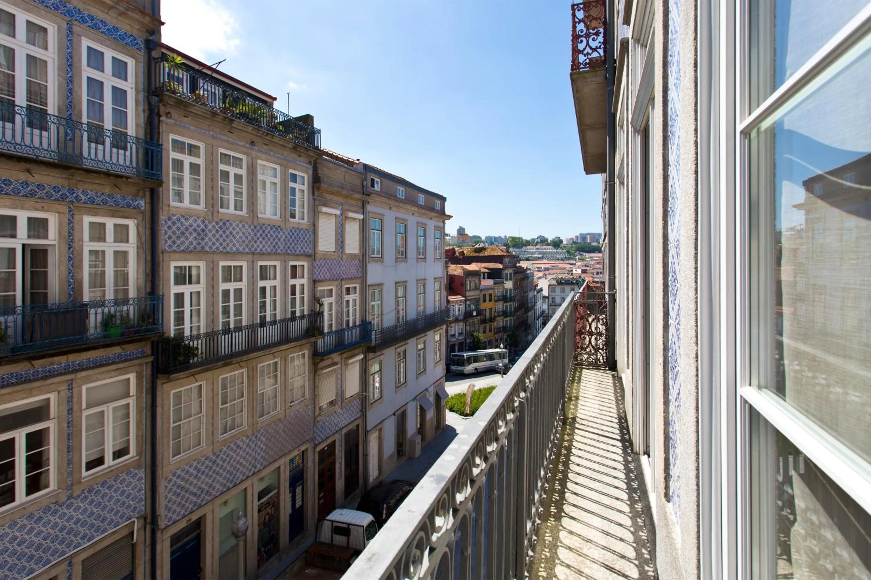 Balcony/Terrace in RVA - Porto Central Flats