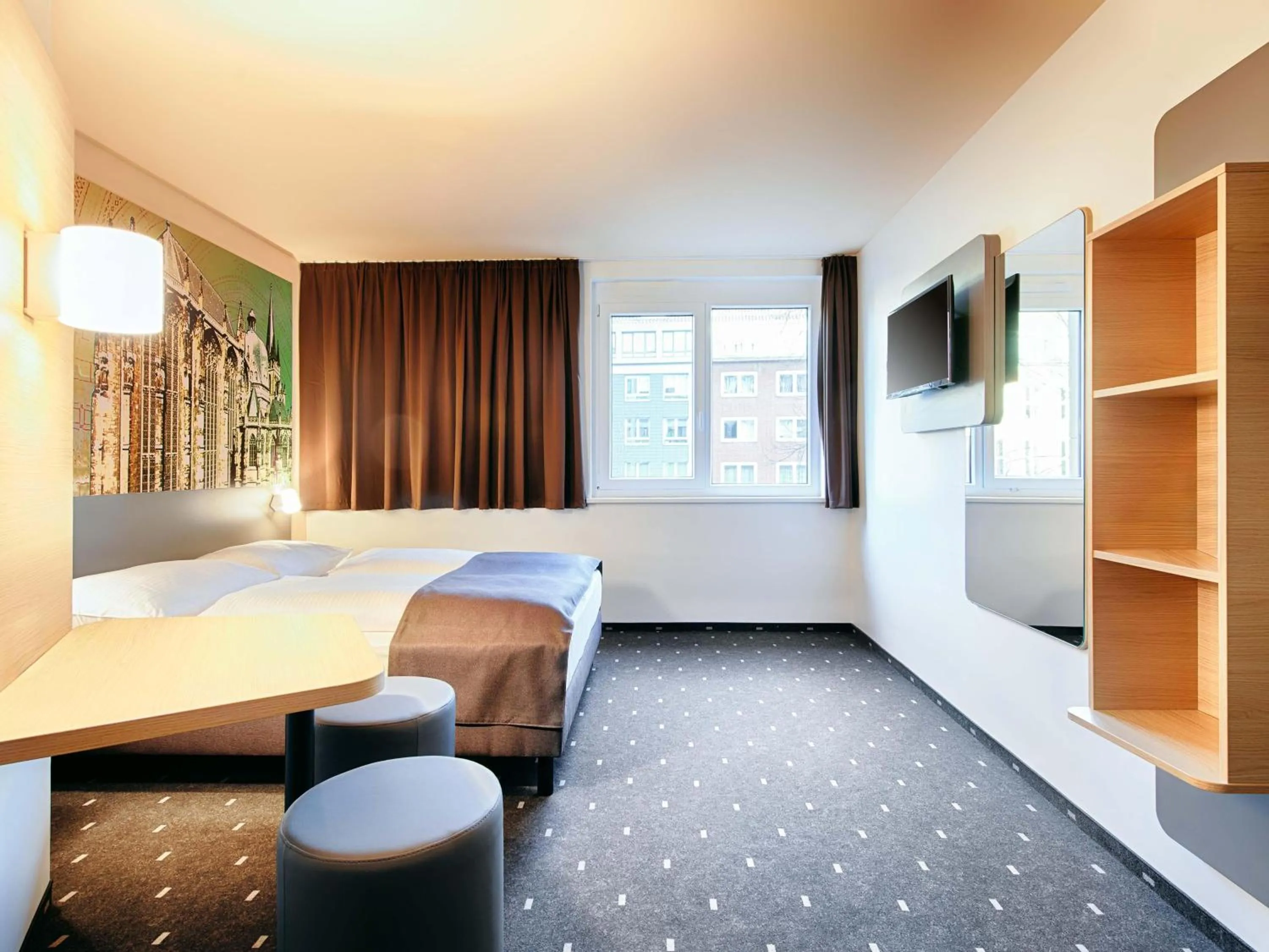 Photo of the whole room, Bed in B&B Hotel Aachen-City