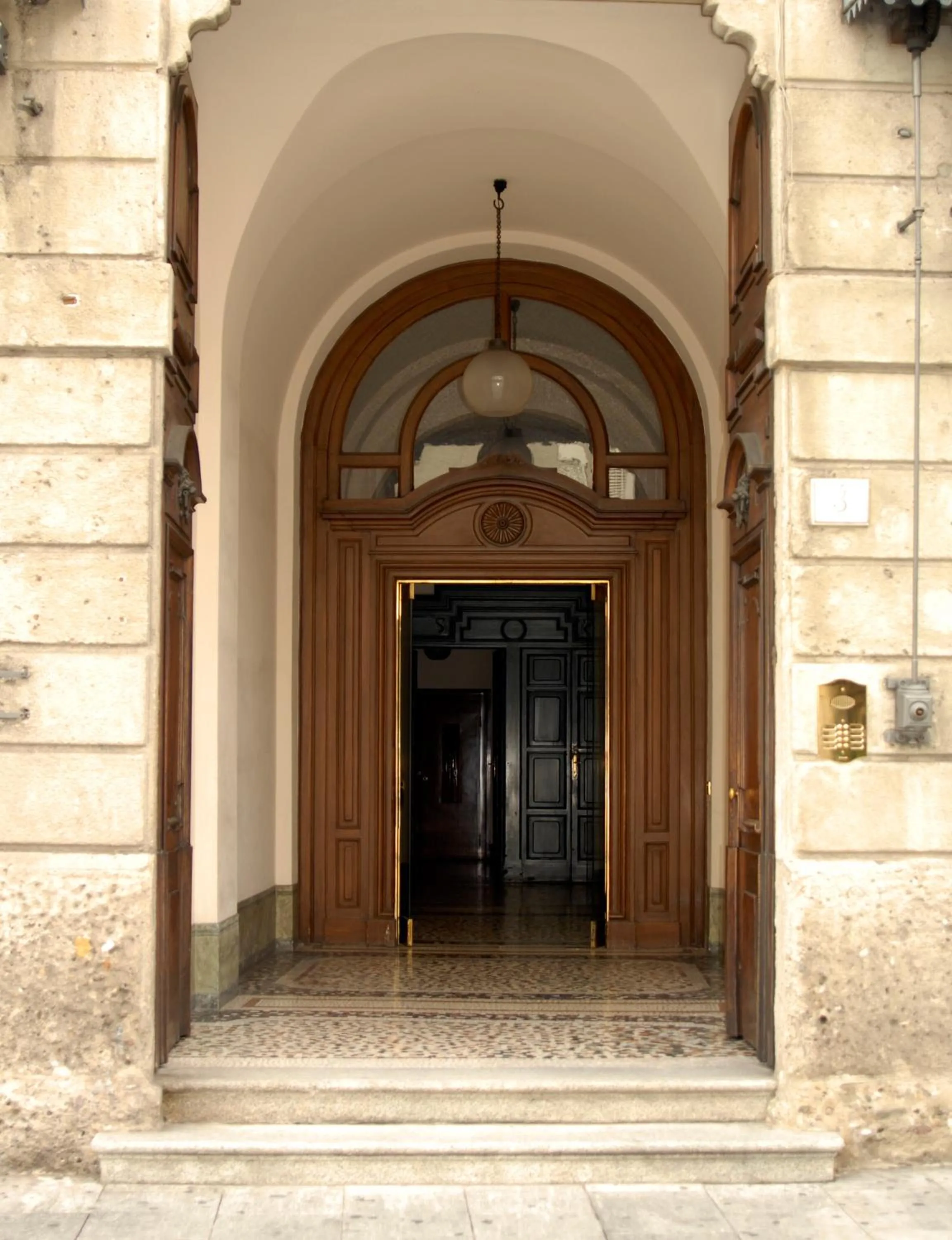 Facade/entrance in B&B Residenza Cavour