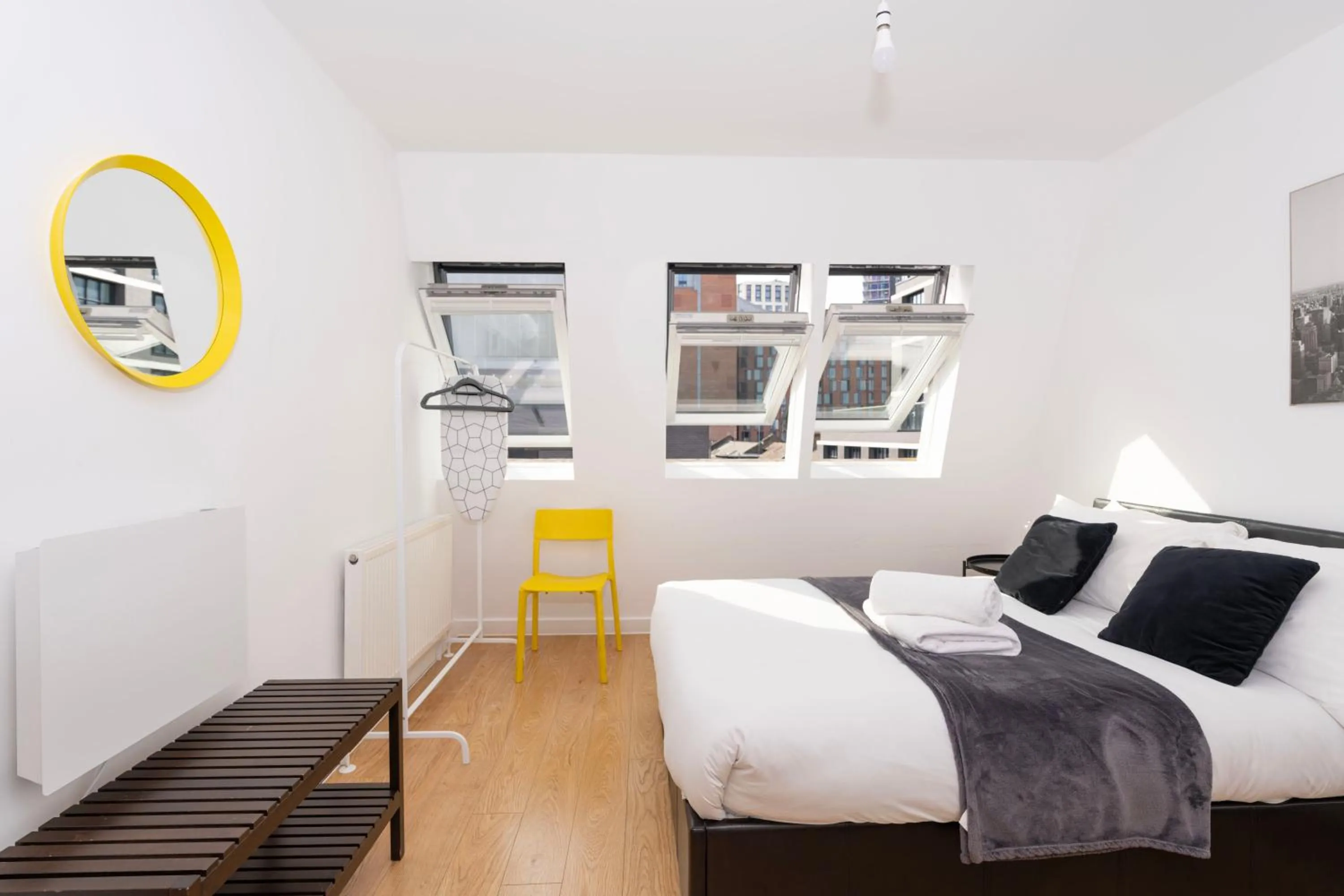 Bed in Shoreditch Apartments by PrimeCityHosts