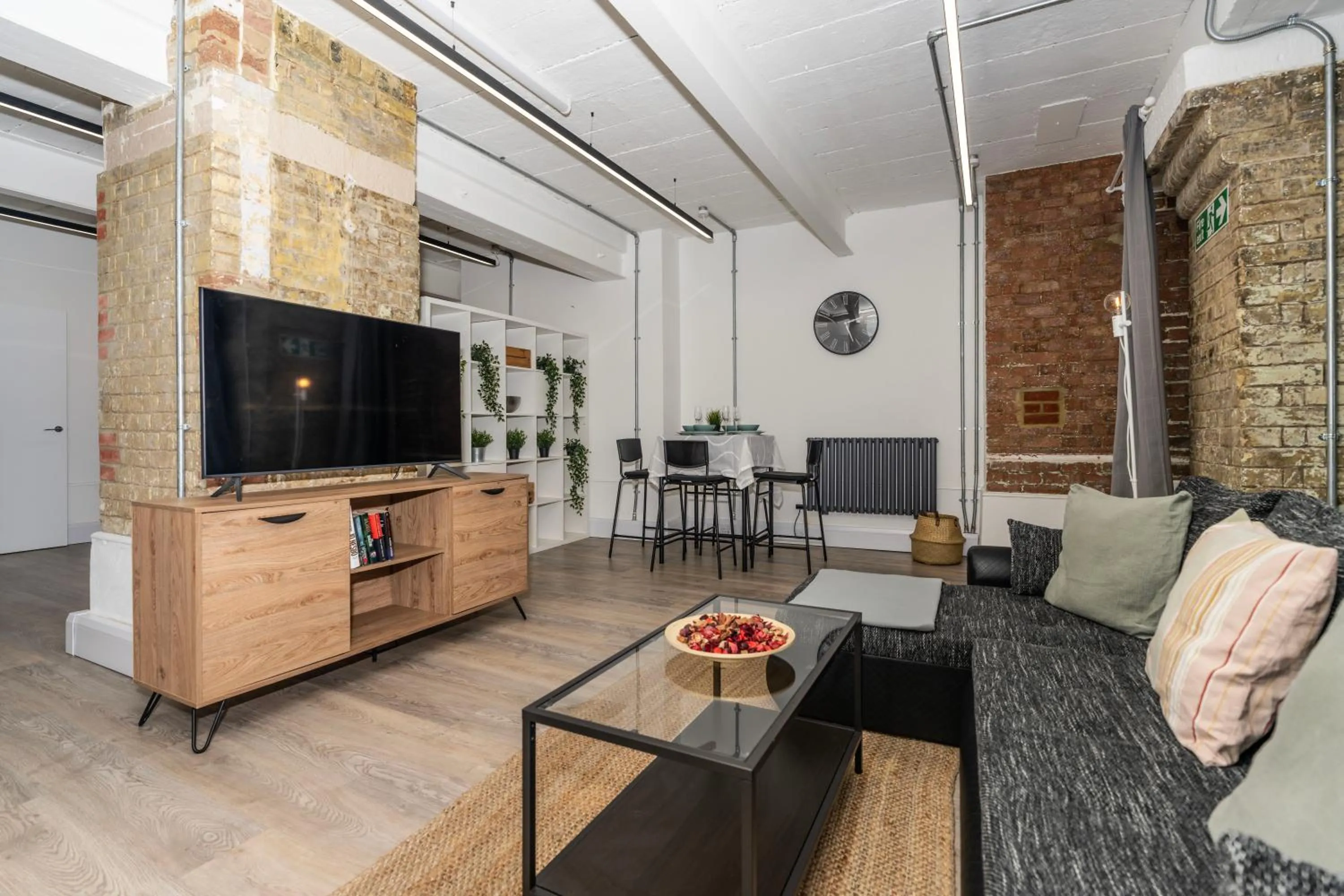 Living room in Shoreditch Apartments by PrimeCityHosts