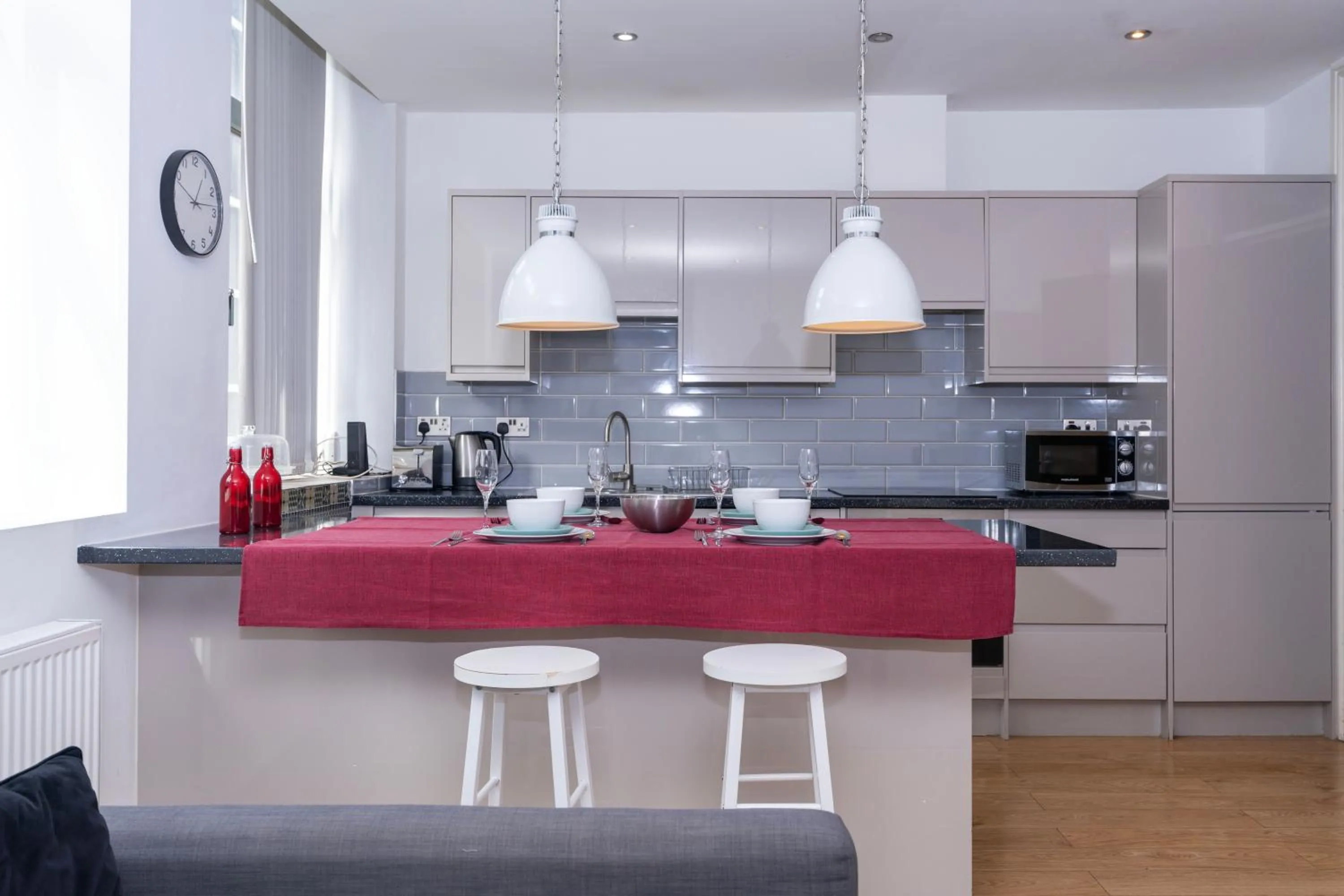 Kitchen or kitchenette in Shoreditch Apartments by PrimeCityHosts