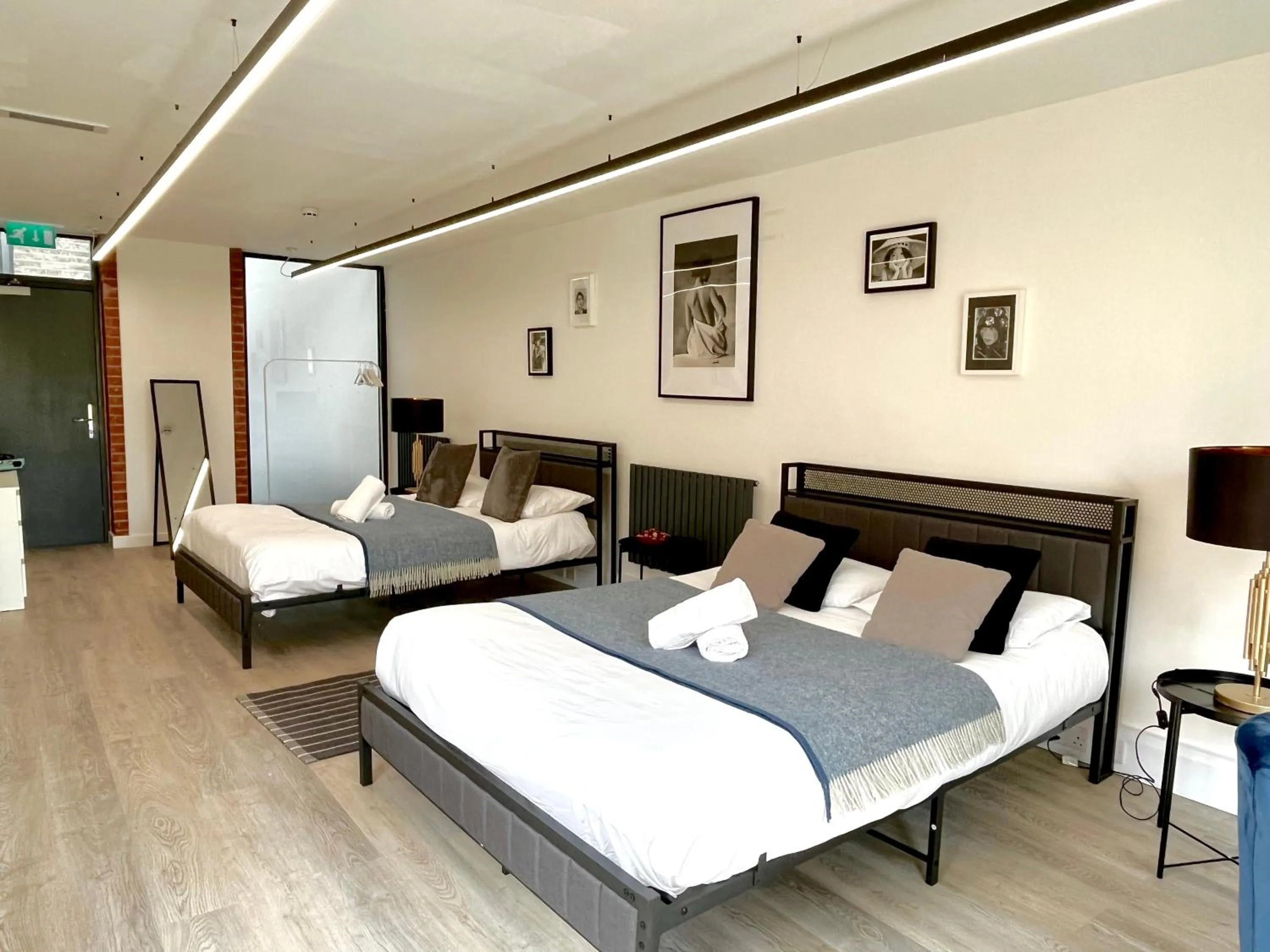 Bed in Shoreditch Apartments by PrimeCityHosts