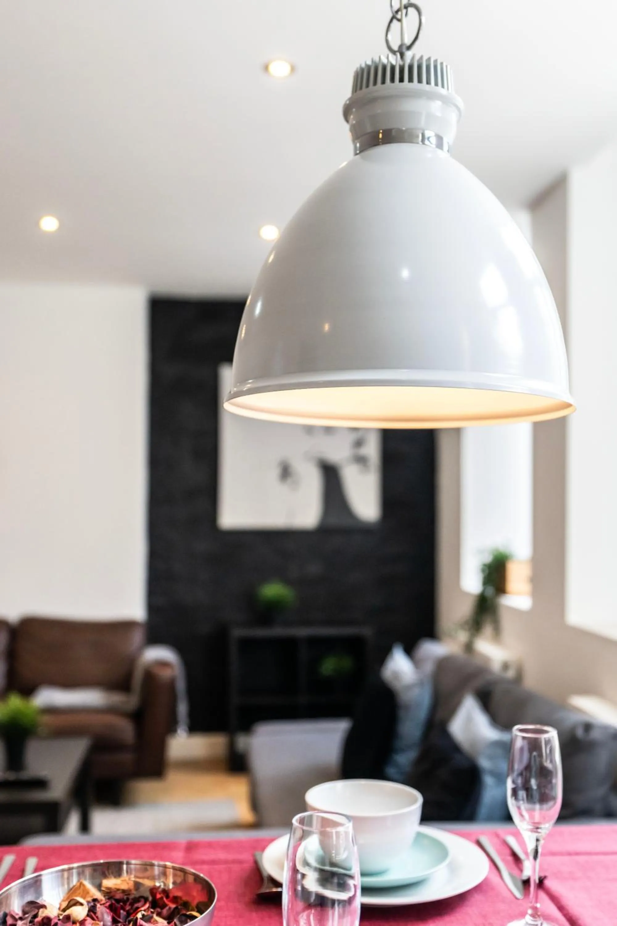 Dining area in Shoreditch Apartments by PrimeCityHosts