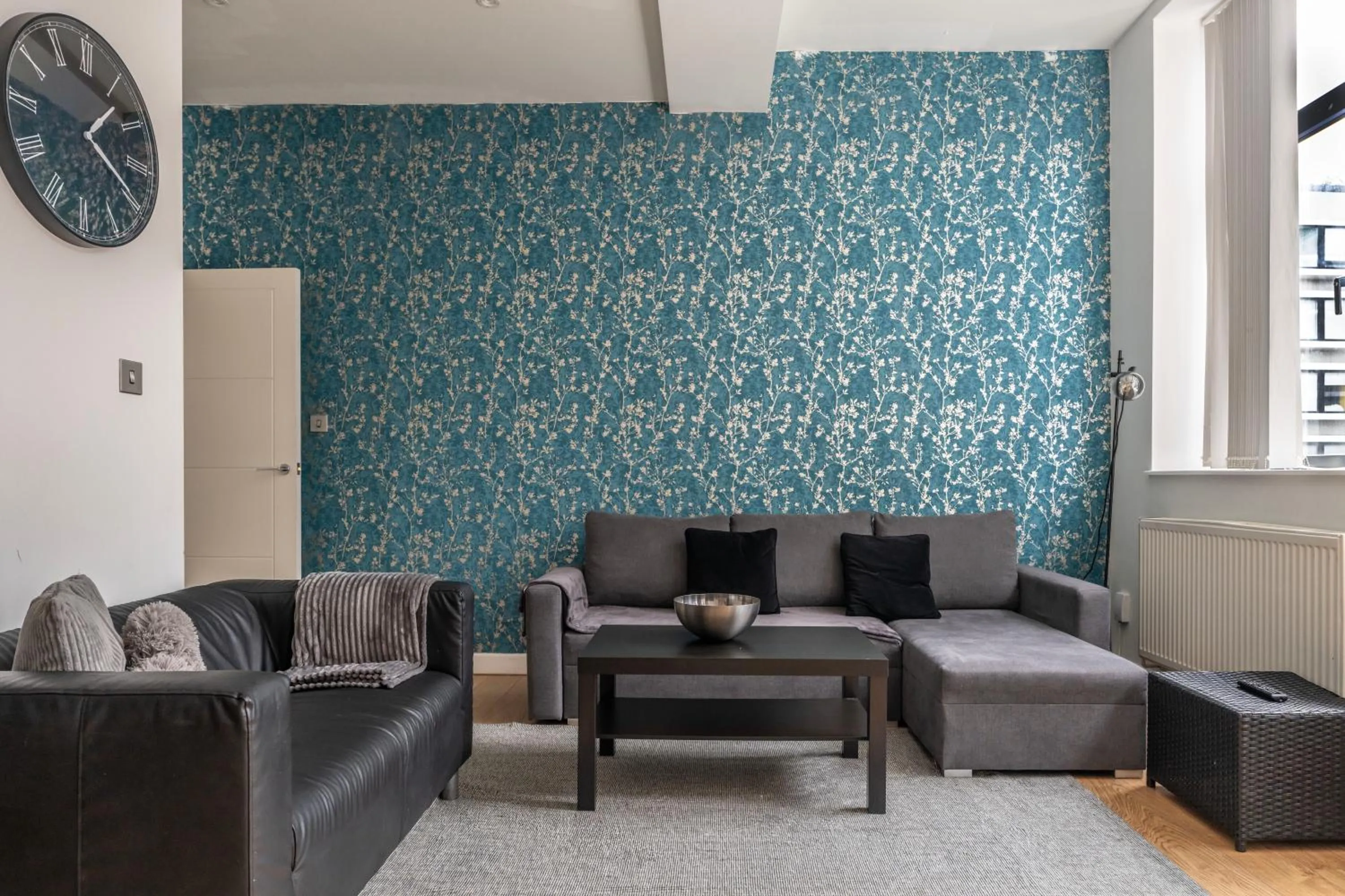 Living room in Shoreditch Apartments by PrimeCityHosts