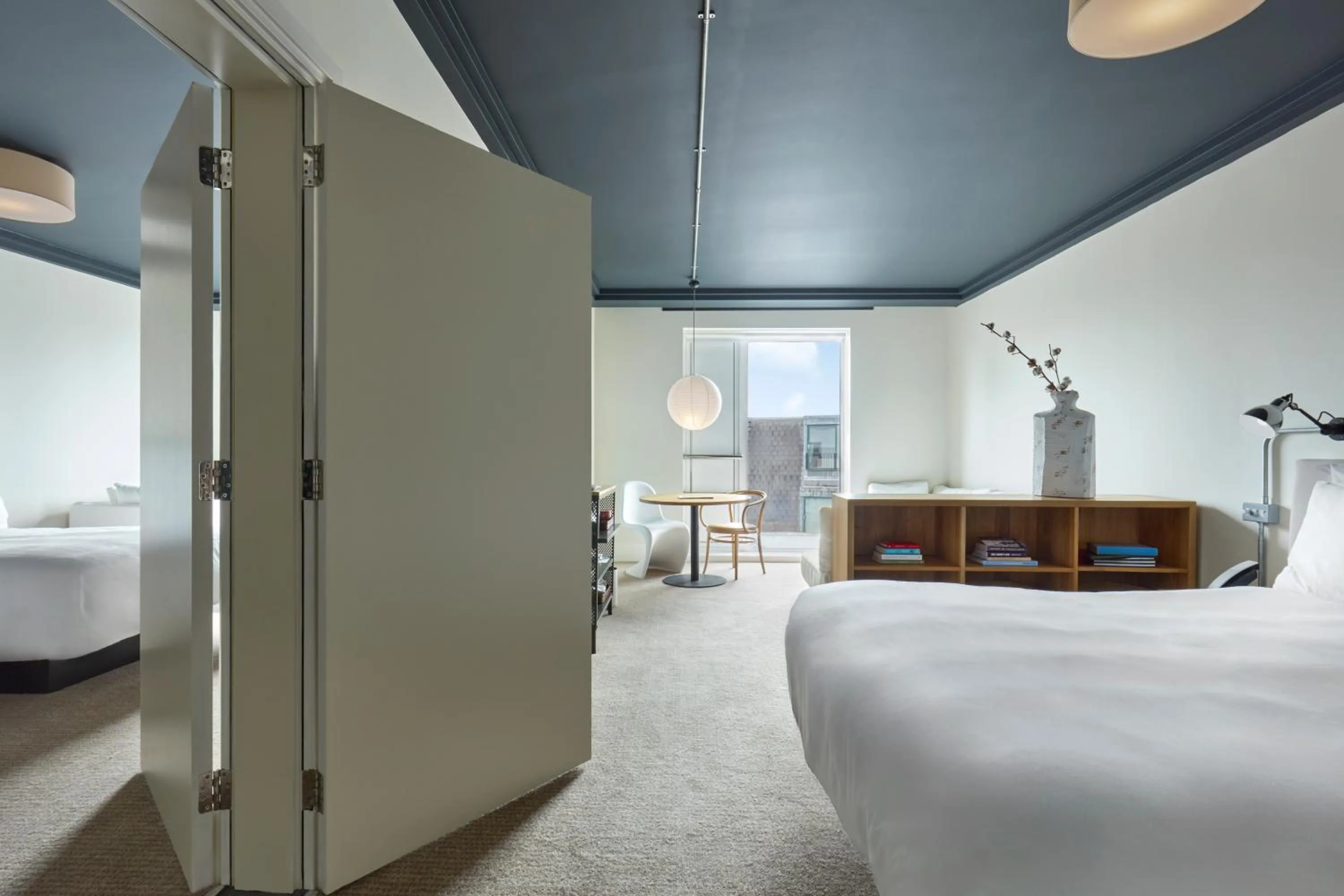 Photo of the whole room, Bed in One Hundred Shoreditch