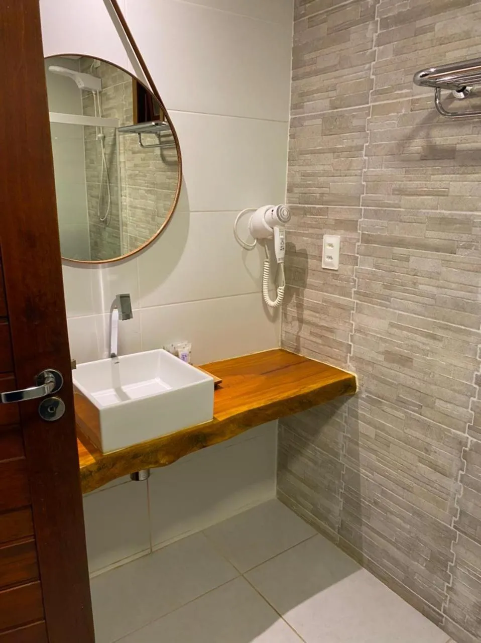 Shower in Pousada da Mana