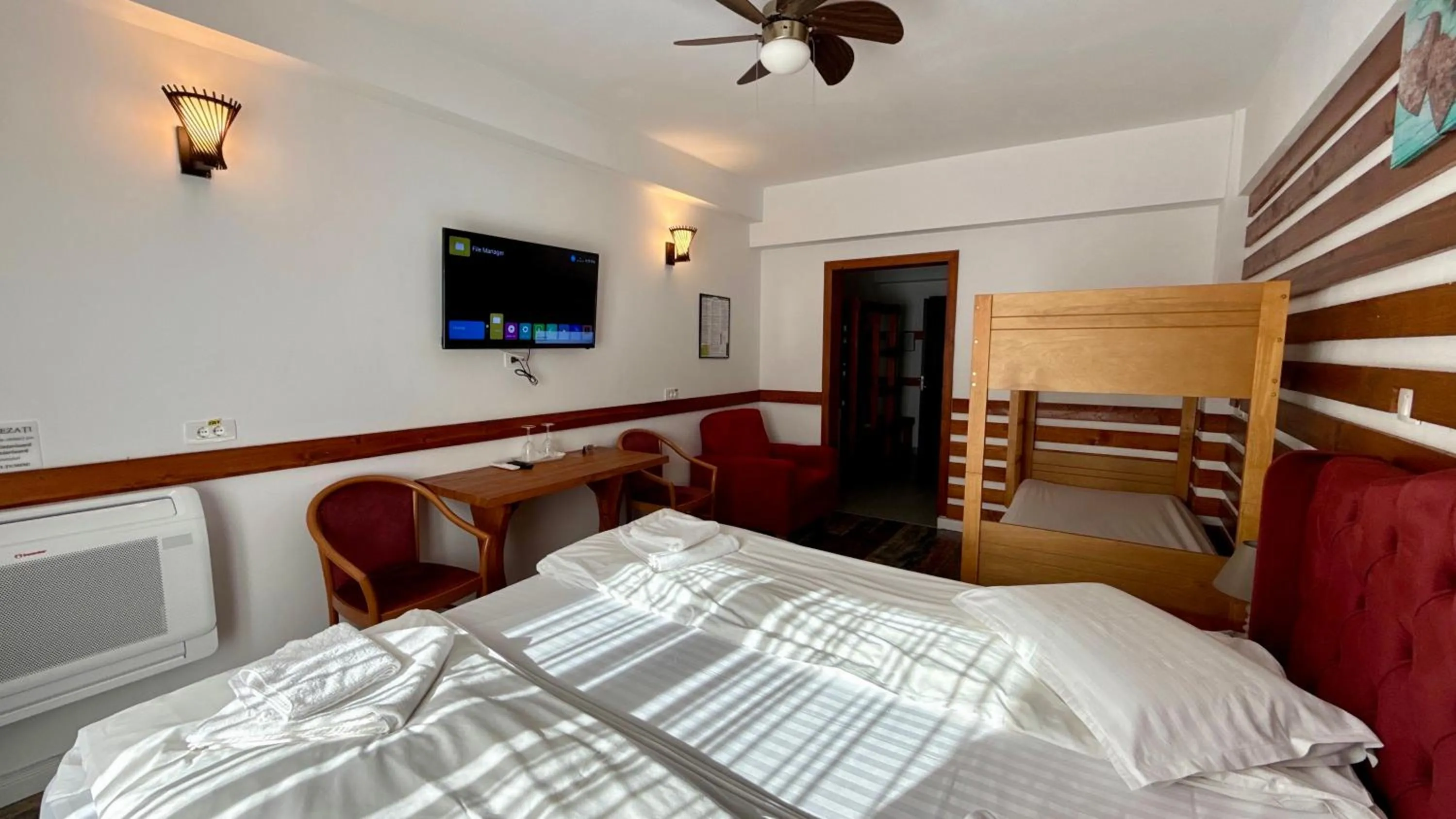 Bed in Cabana Sura Getilor Arinis