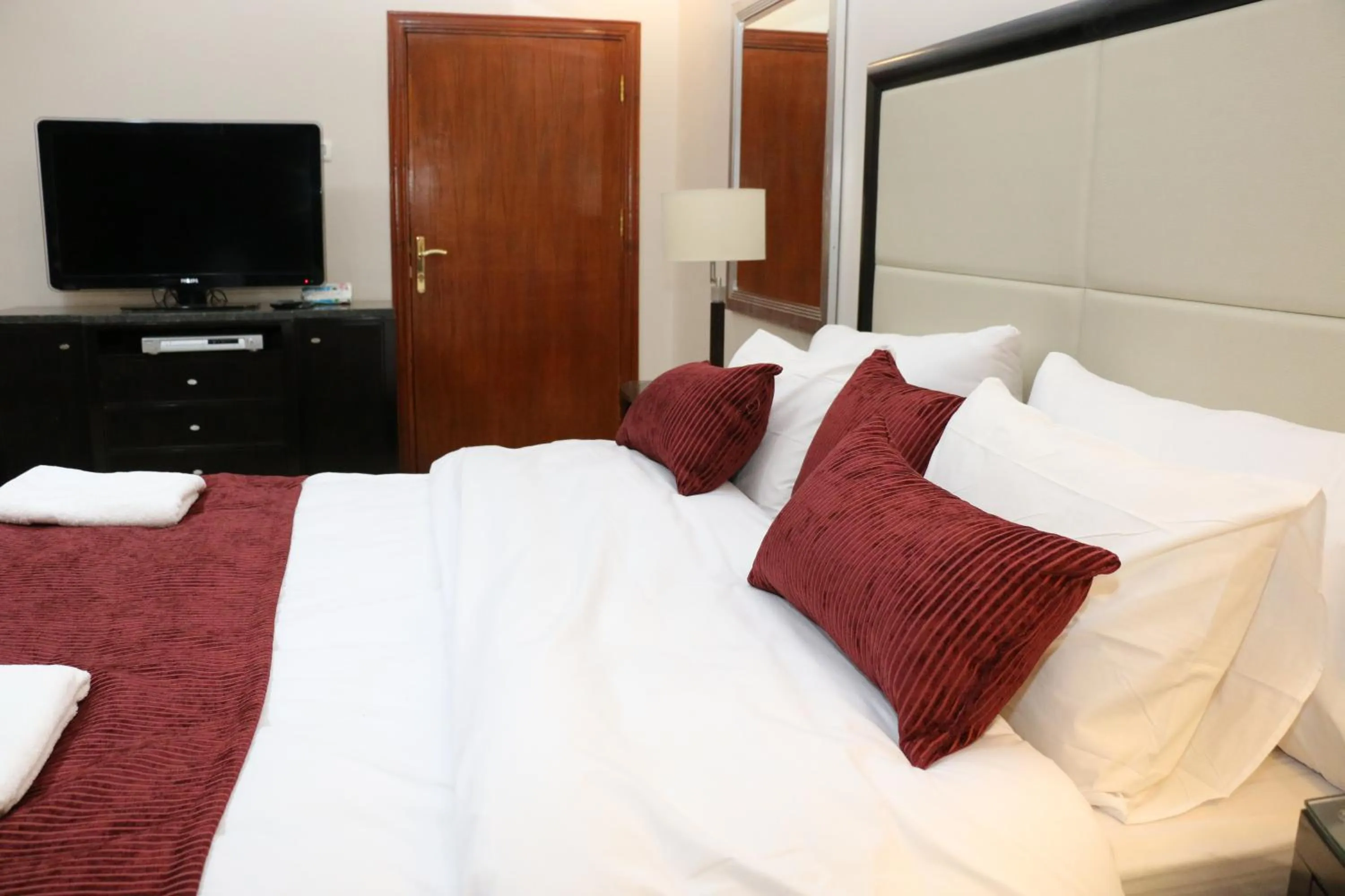 Bed in Over Mountains Hotel