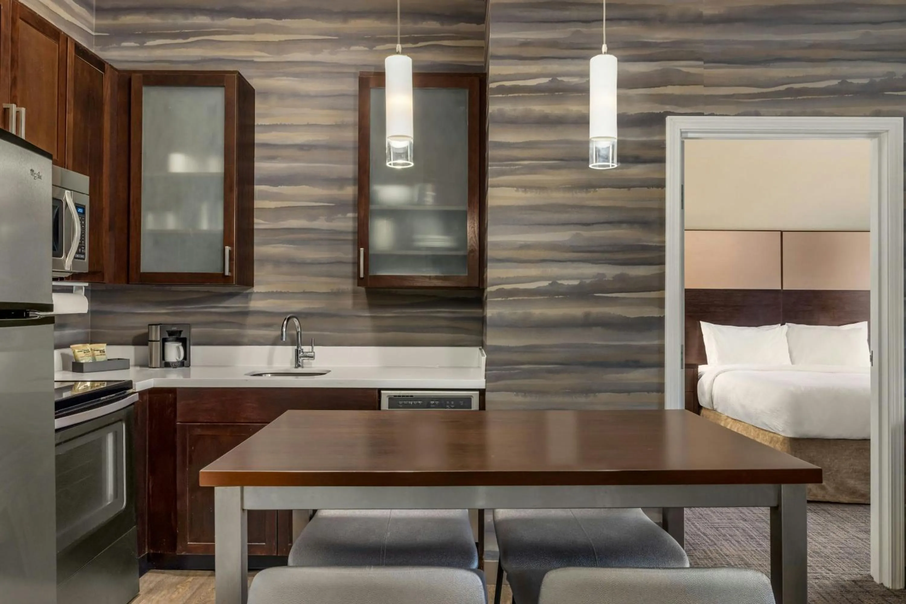 Bedroom in Residence Inn by Marriott Albany Washington Avenue