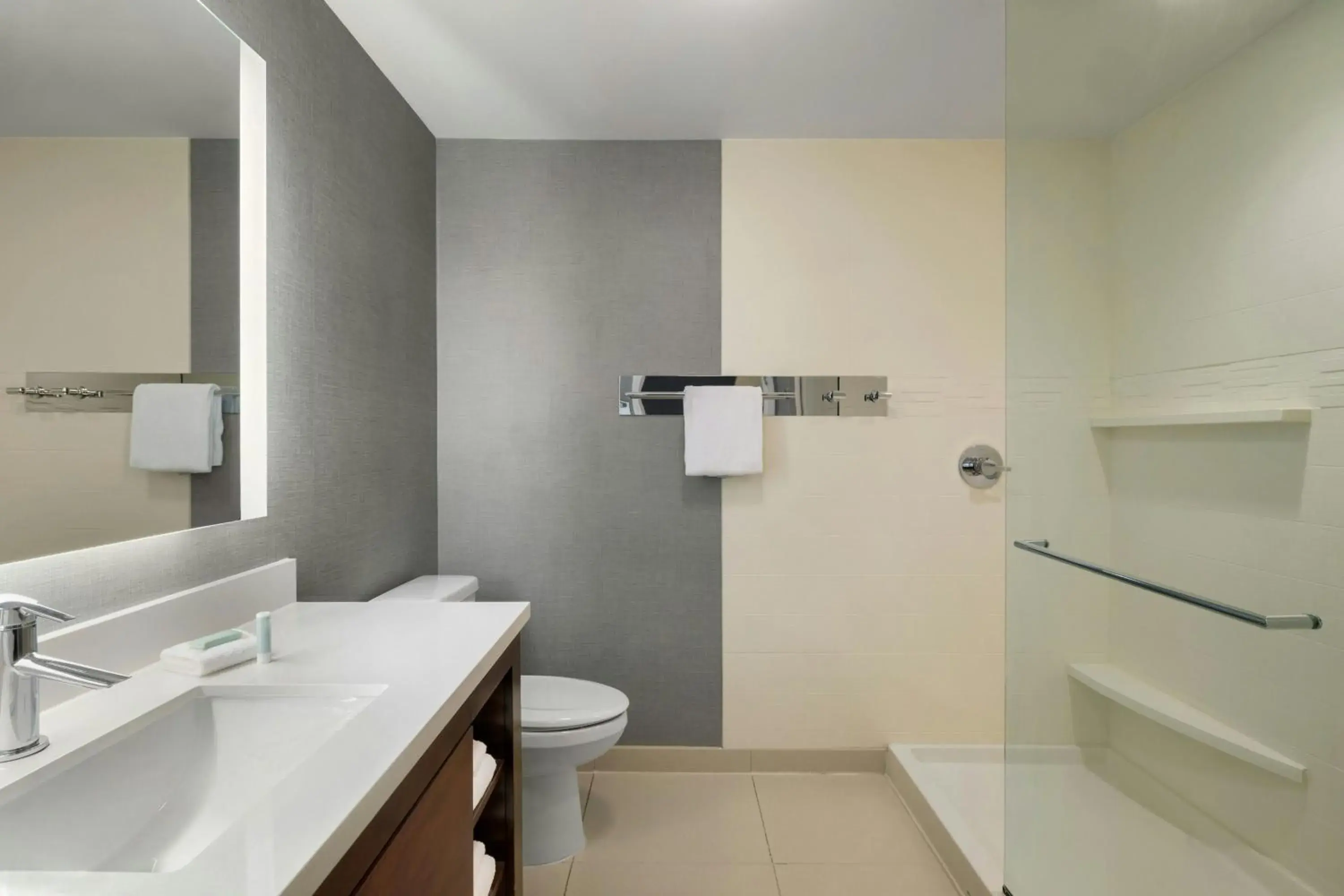 Two-Bedroom Suite in Residence Inn by Marriott Albany Washington Avenue Two-Bedroom Suite in Residence Inn by Marriott Albany Washington Avenue