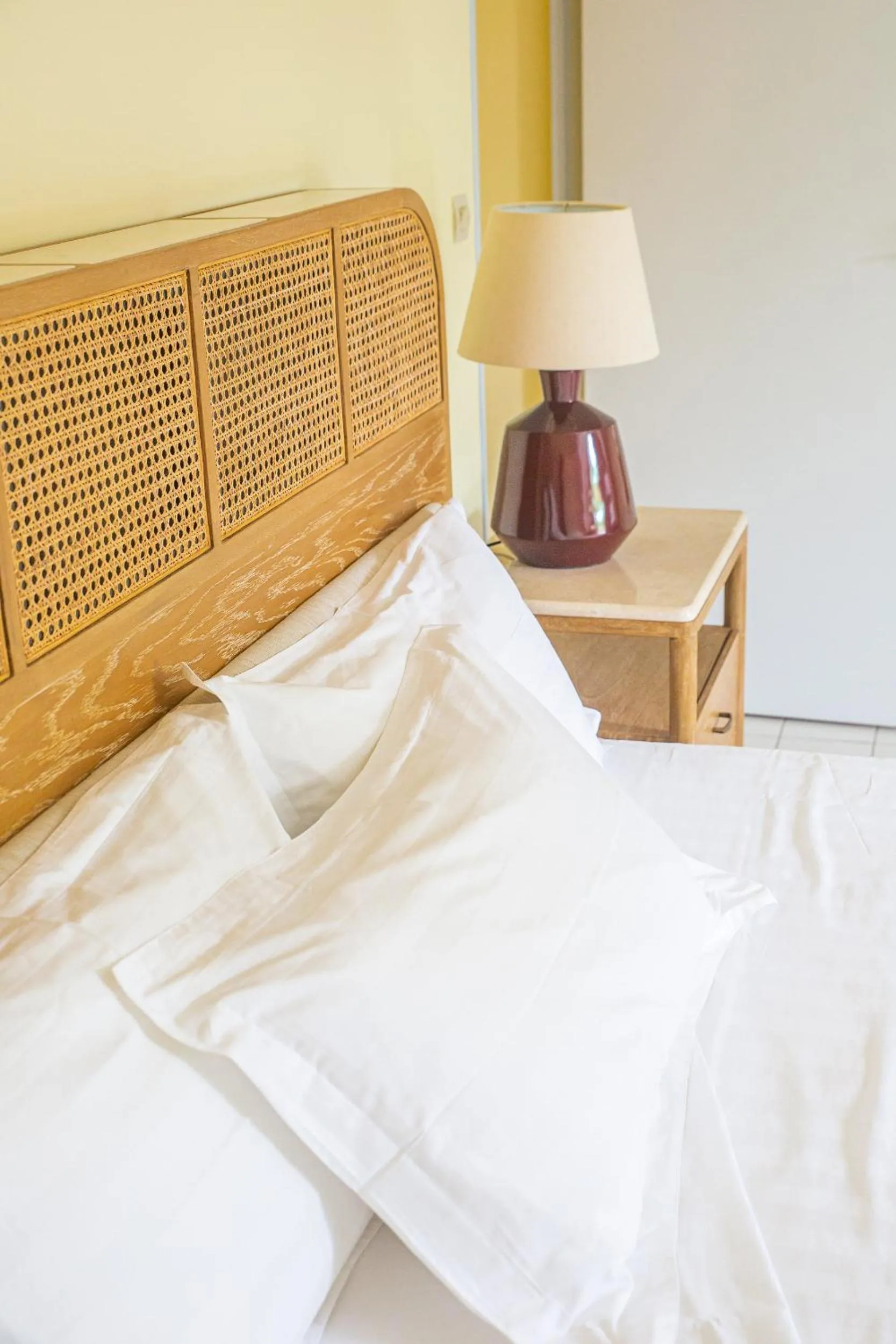 Bed in Résidence Le Vallon Guadeloupe Parc Piscine Appartements & Studios