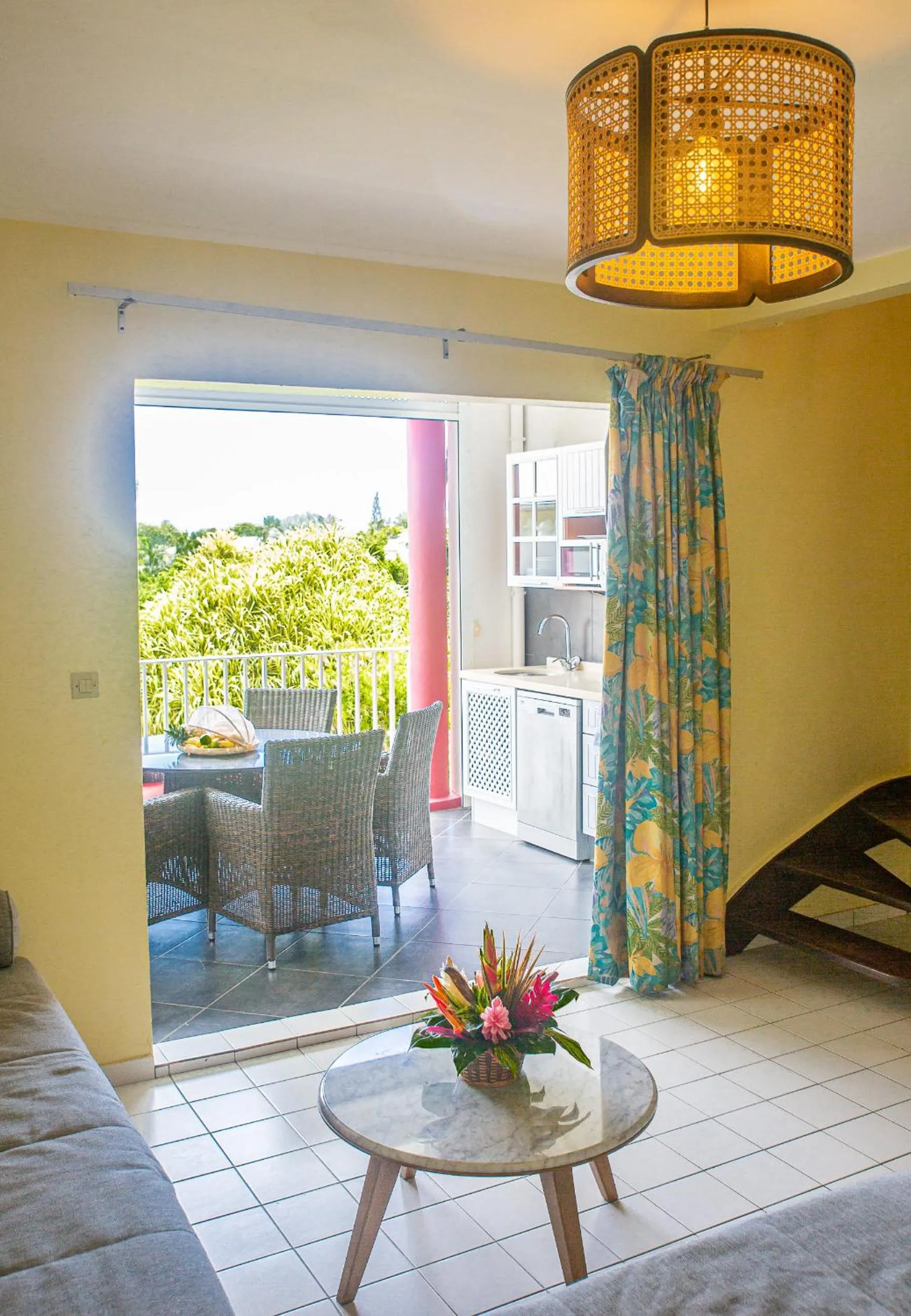 Patio, Bed in Résidence Le Vallon Guadeloupe Parc Piscine Appartements & Studios