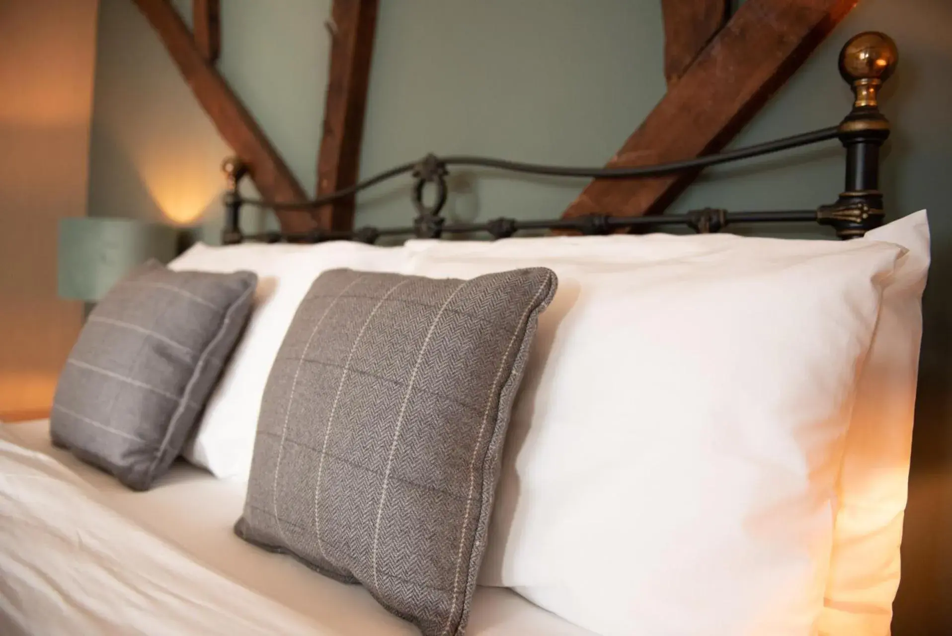 Double Room with Private Bathroom in The Talkhouse Double Room with Private Bathroom in The Talkhouse