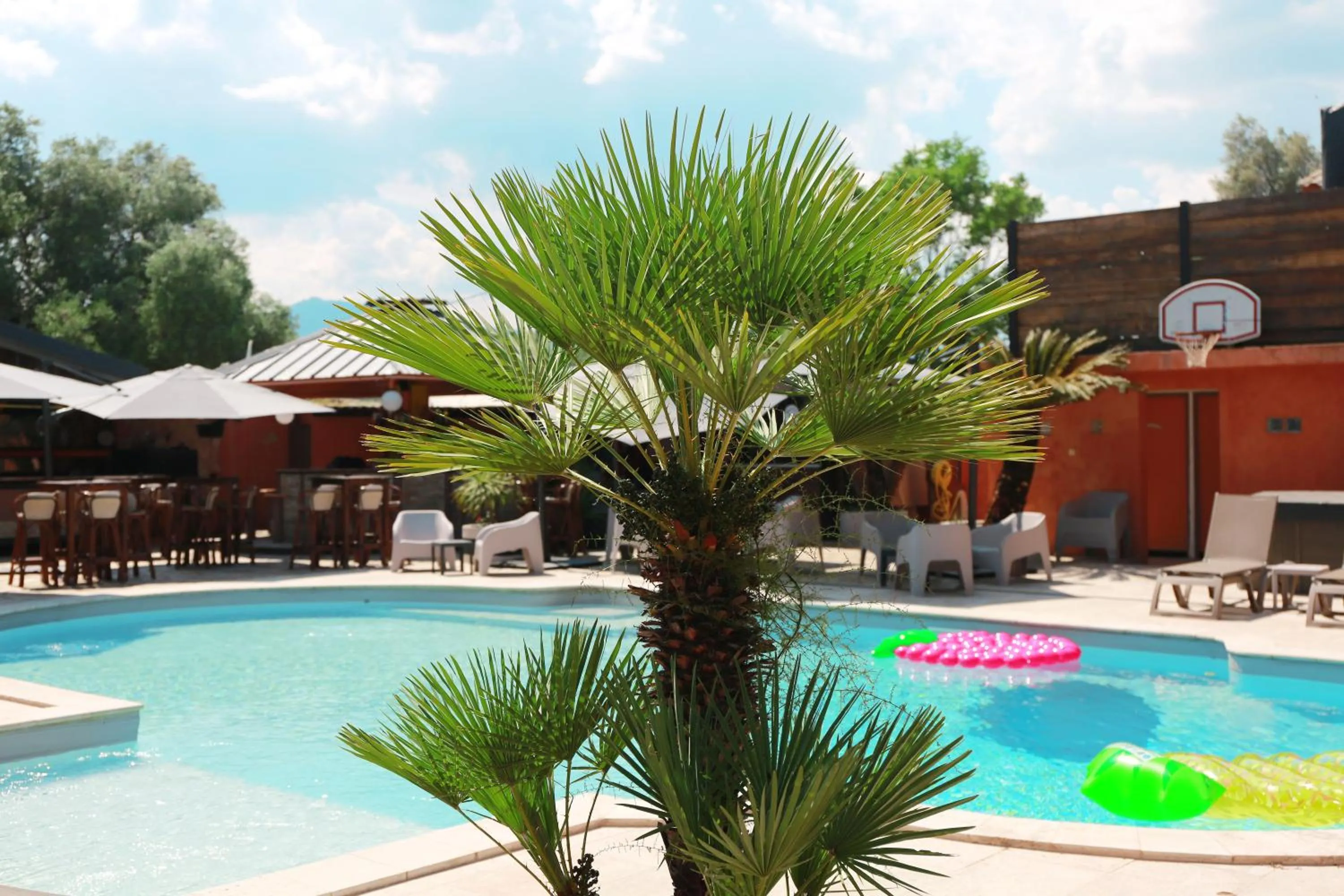 Patio in Le Banana's Hotel