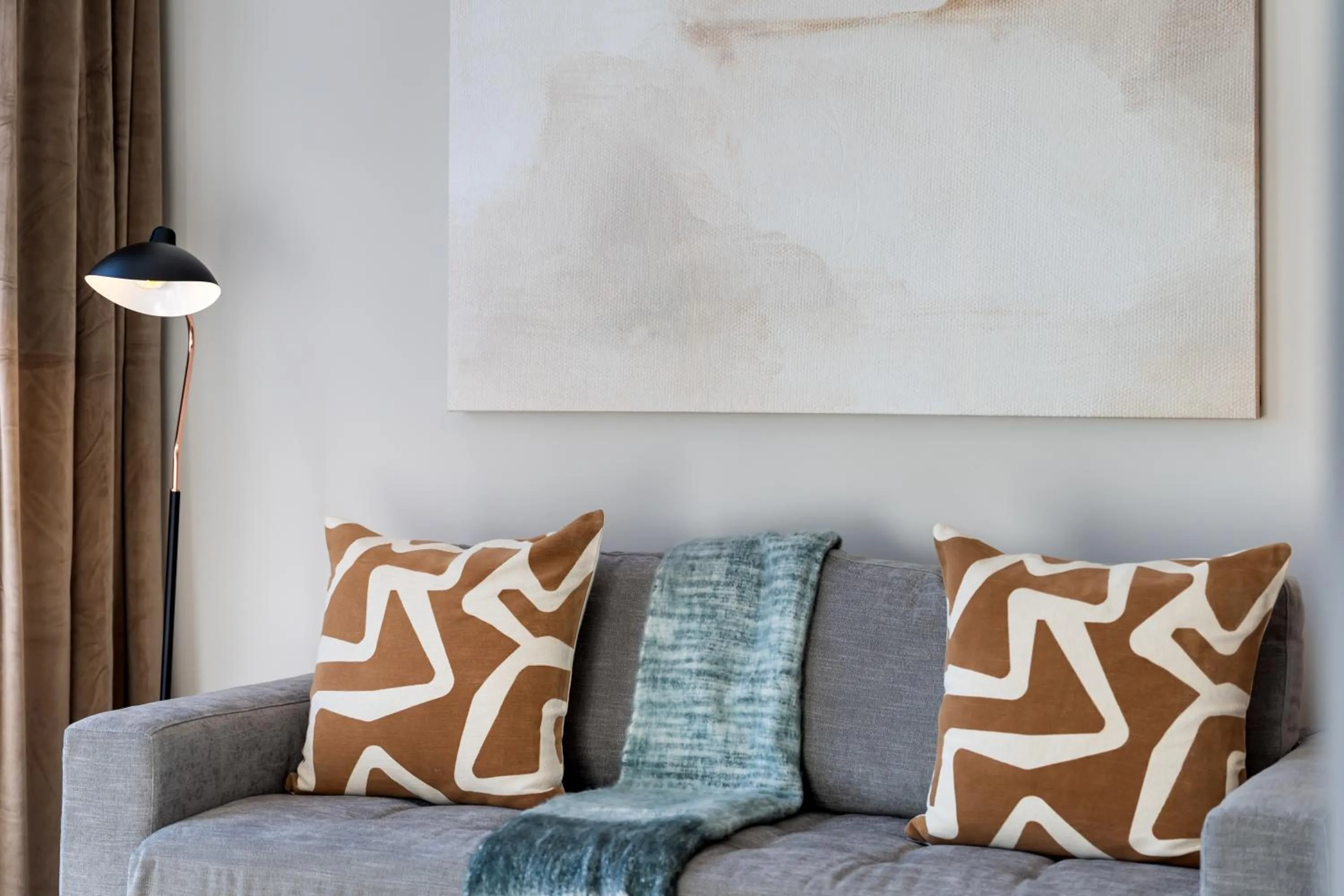 Living room in Luxury Furnished Apartments by Hyatus Downtown at Yale