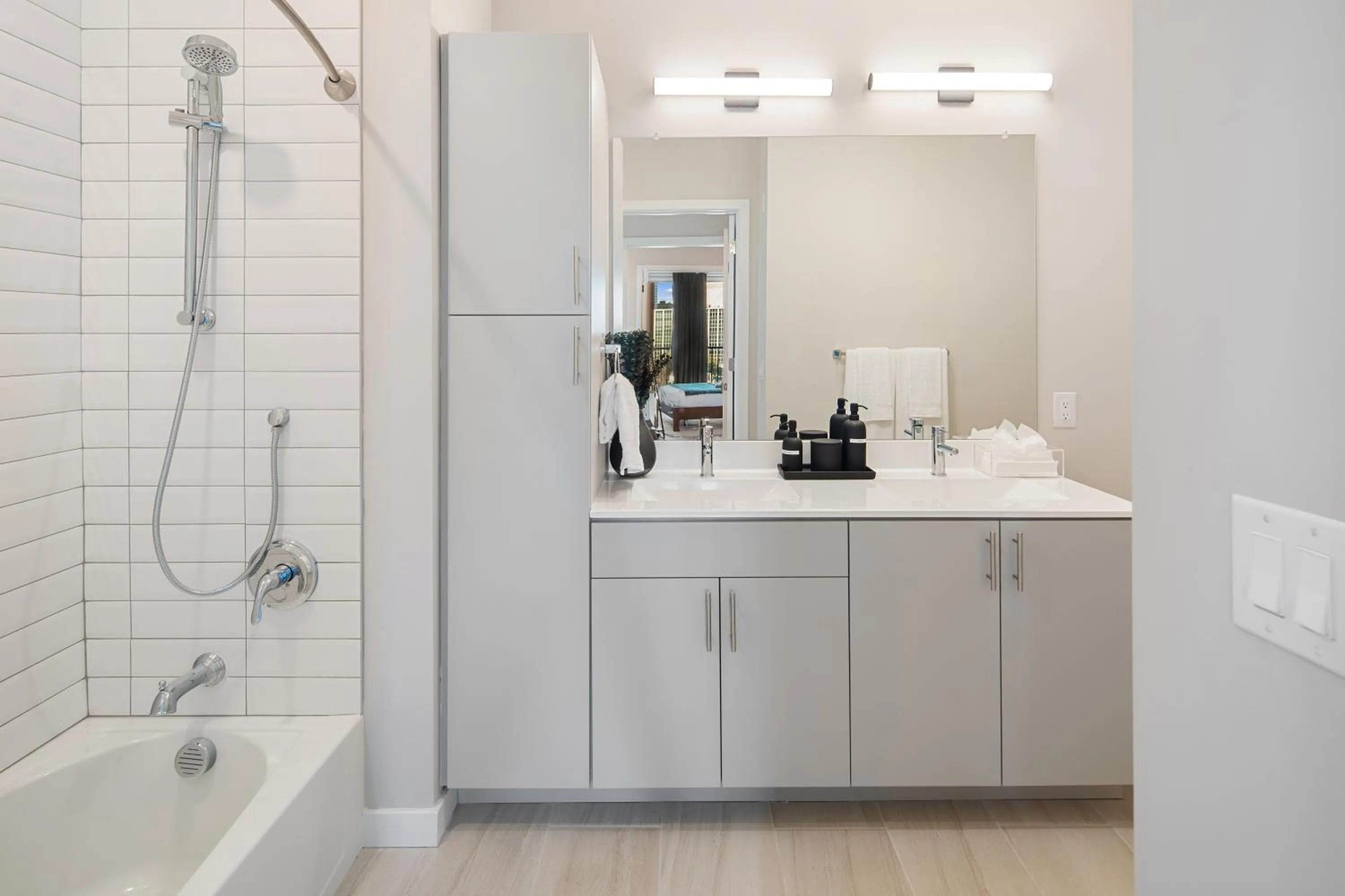 Bathroom in Luxury Furnished Apartments by Hyatus Downtown at Yale