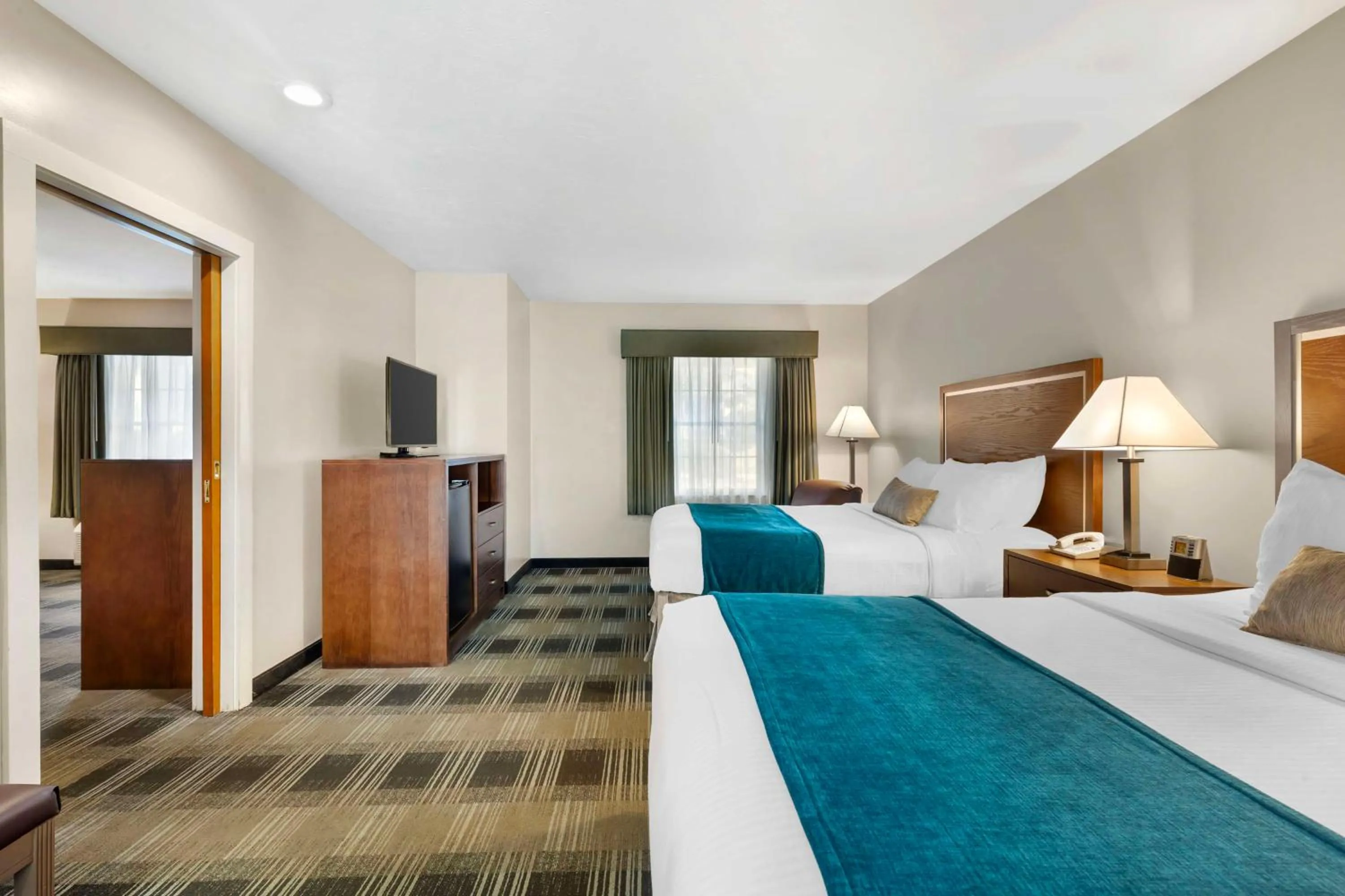 Bedroom, Bed in Best Western Plus Cold Spring