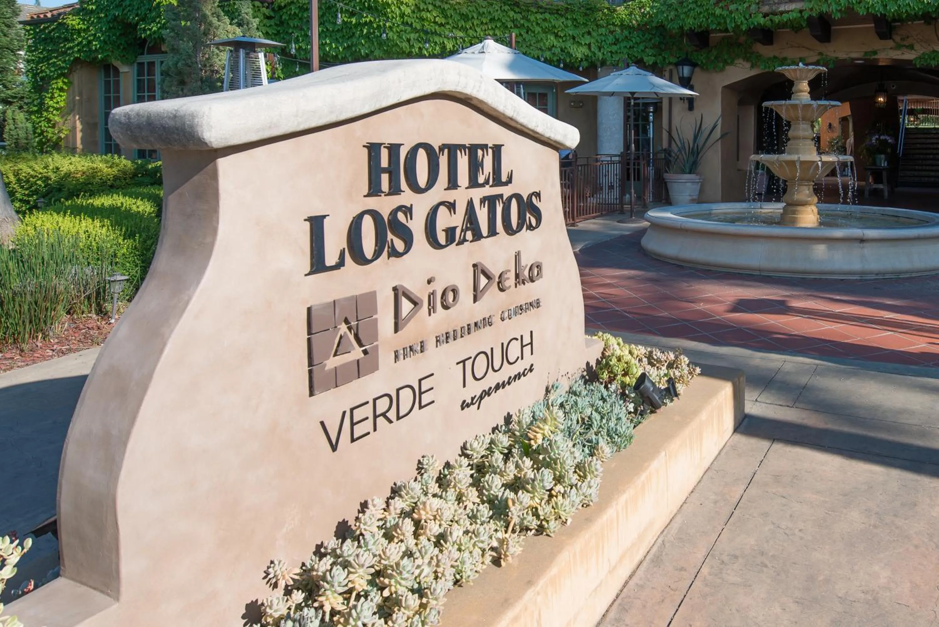 Property logo or sign in Hotel Los Gatos