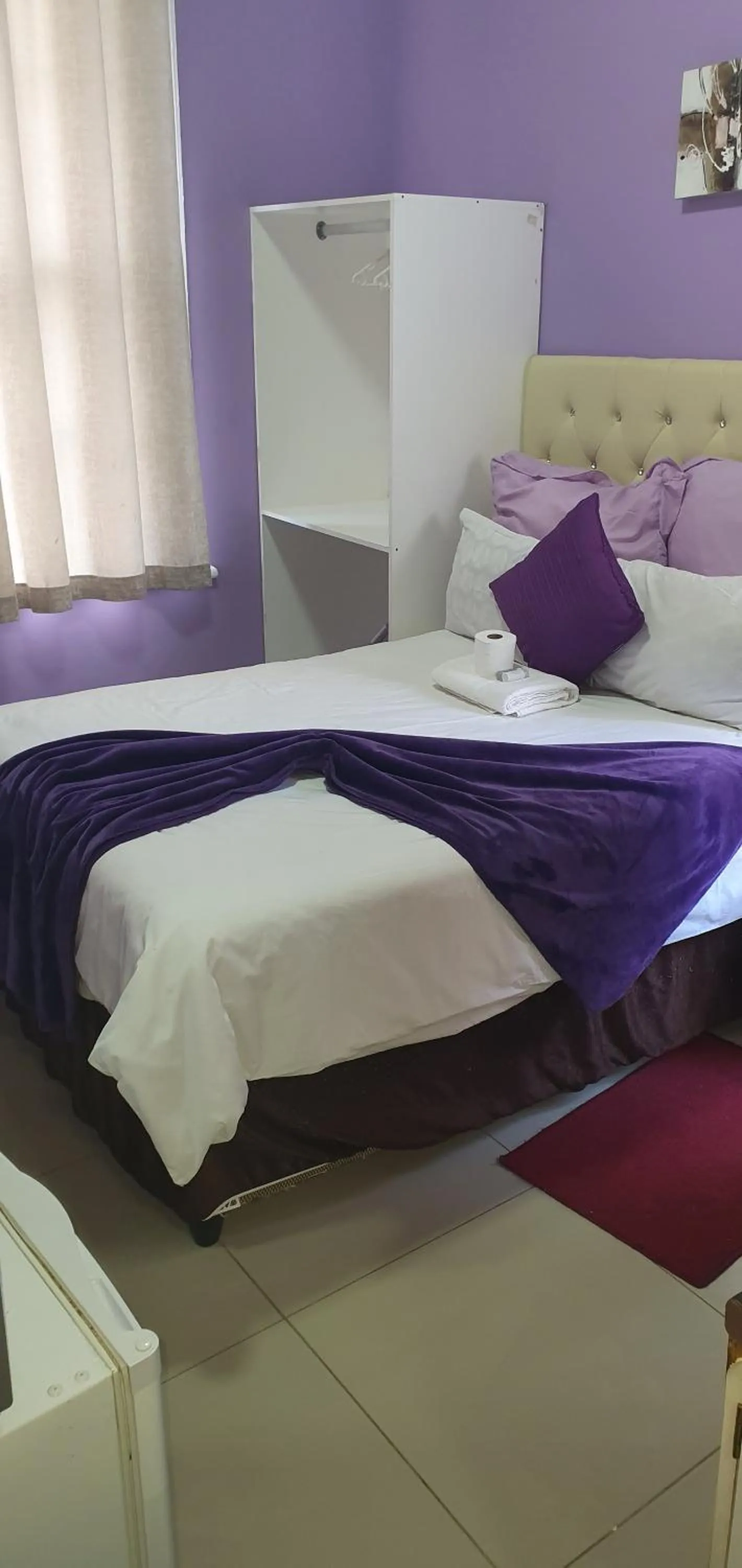 Bed in Helpful lodge