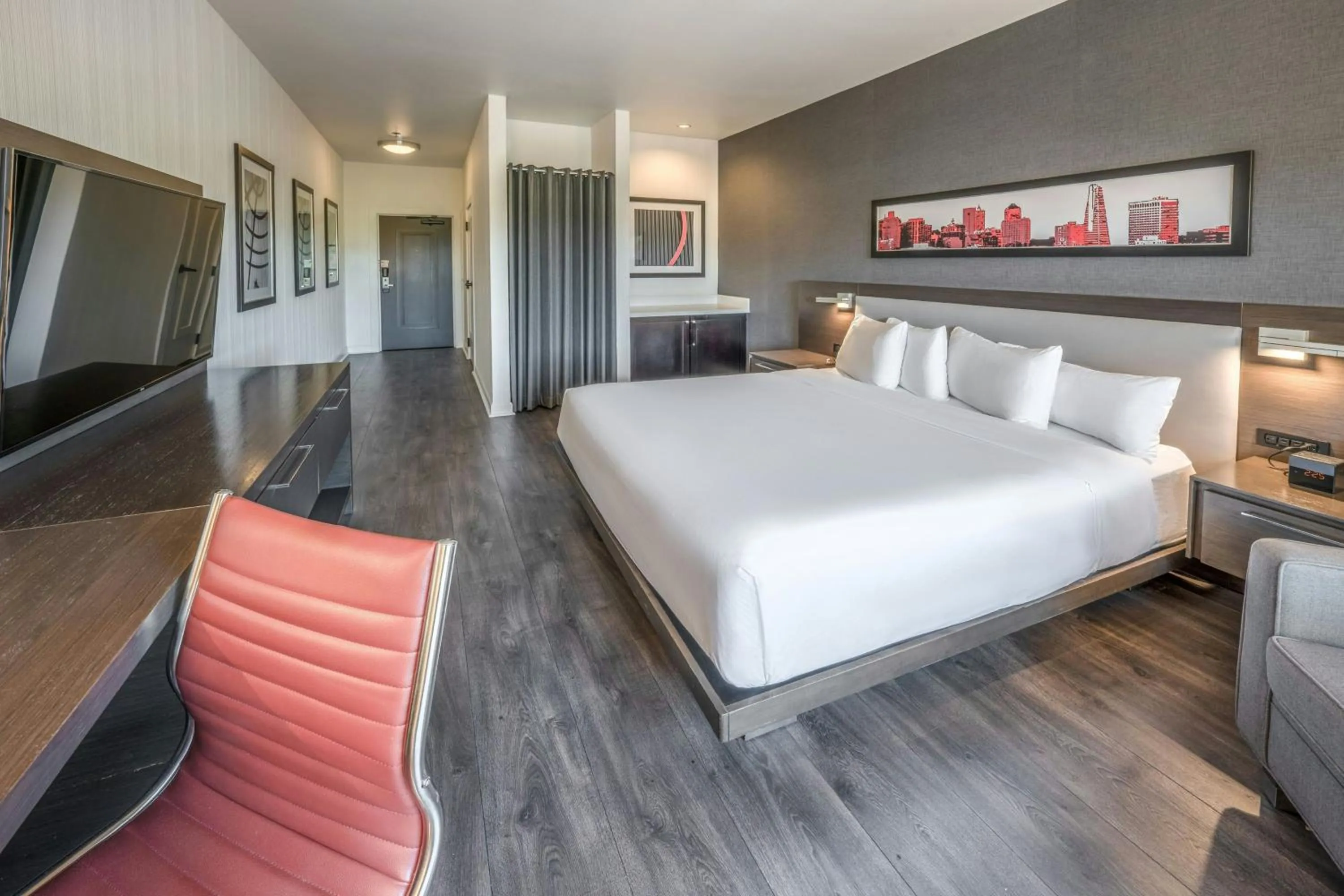 Photo of the whole room, Bed in Aloft San Jose Cupertino