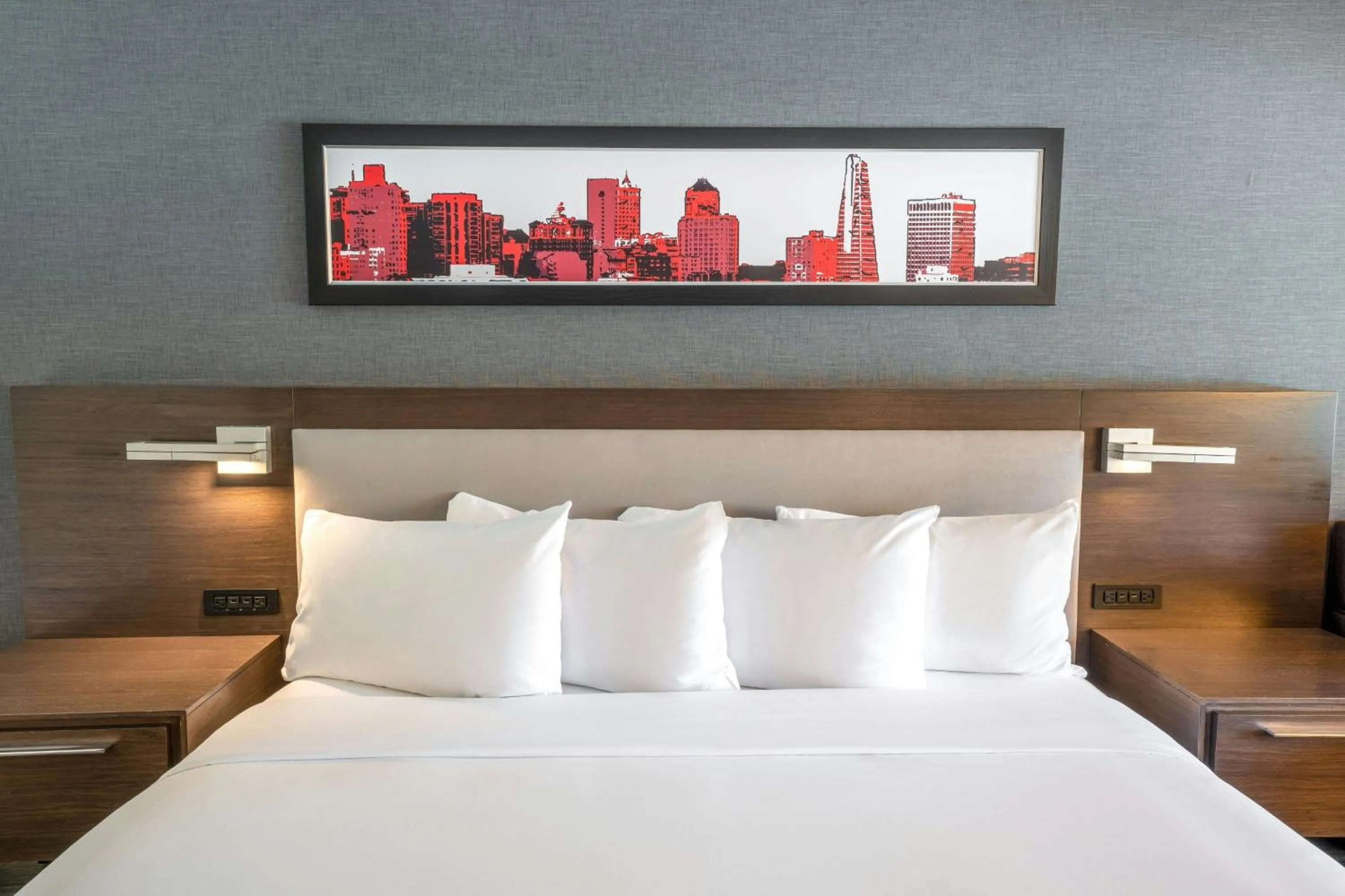 Photo of the whole room, Bed in Aloft San Jose Cupertino