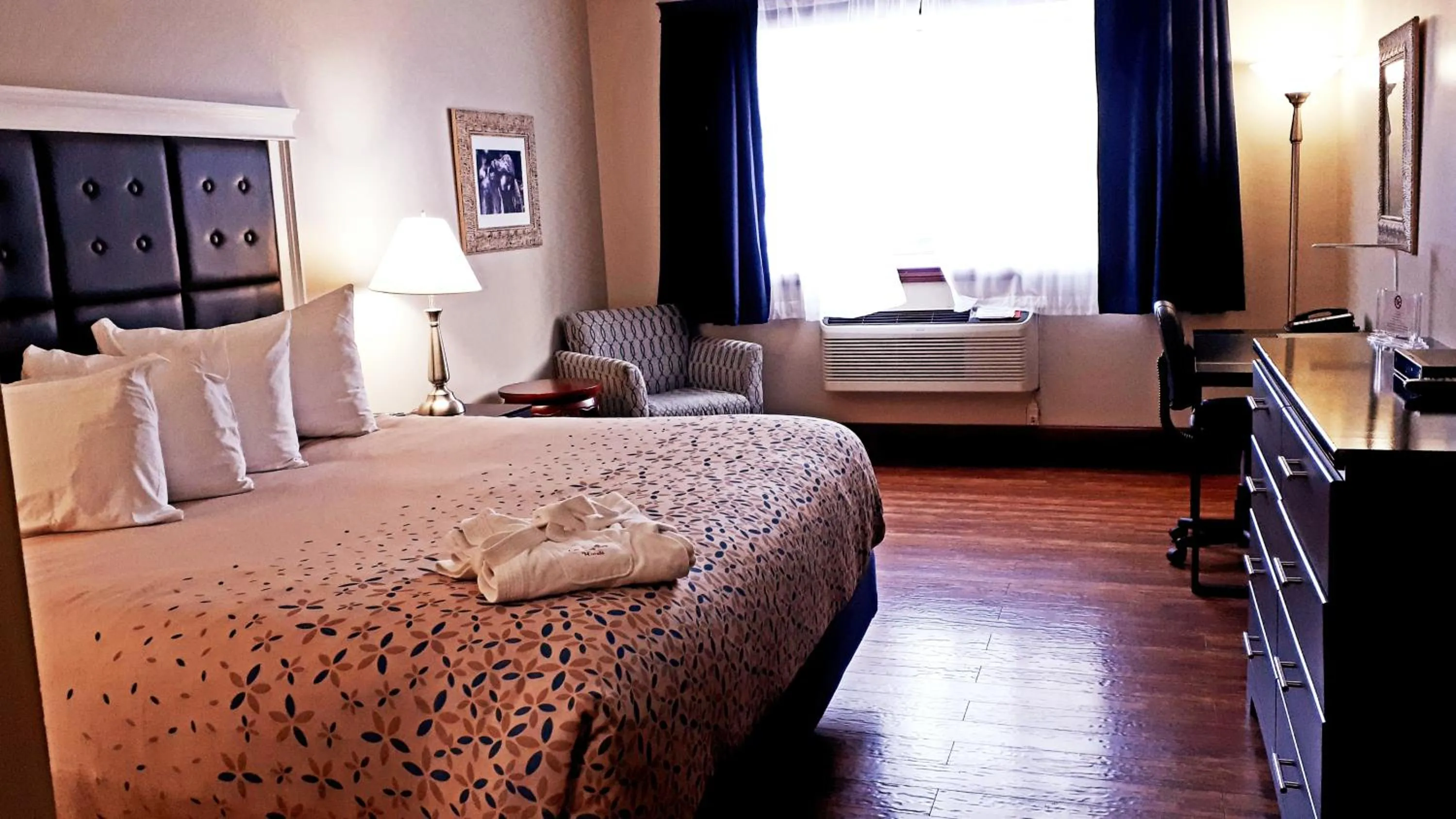 Bedroom in Causeway Bay Hotel