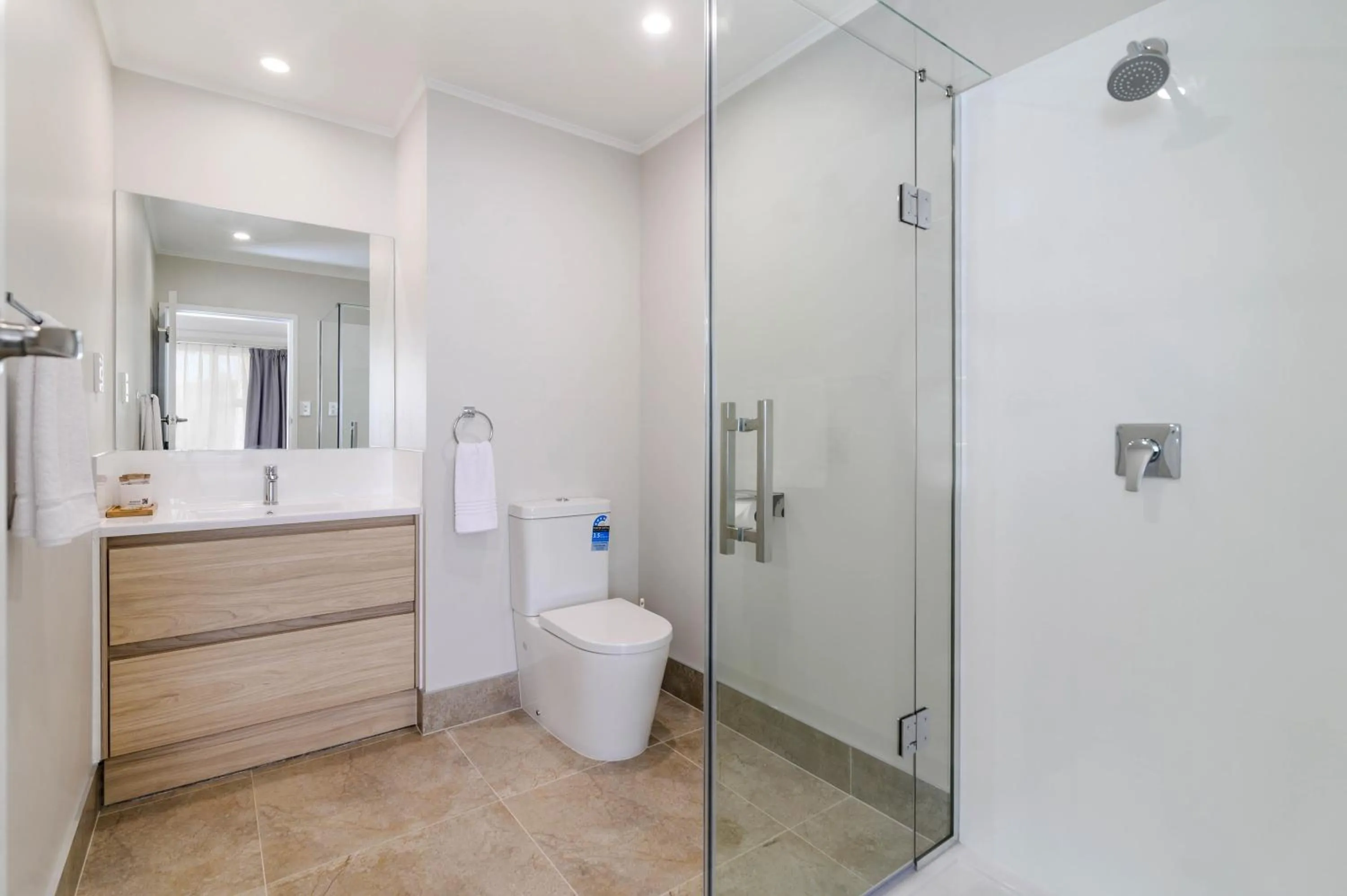 Bathroom in Thermal Oak Motel