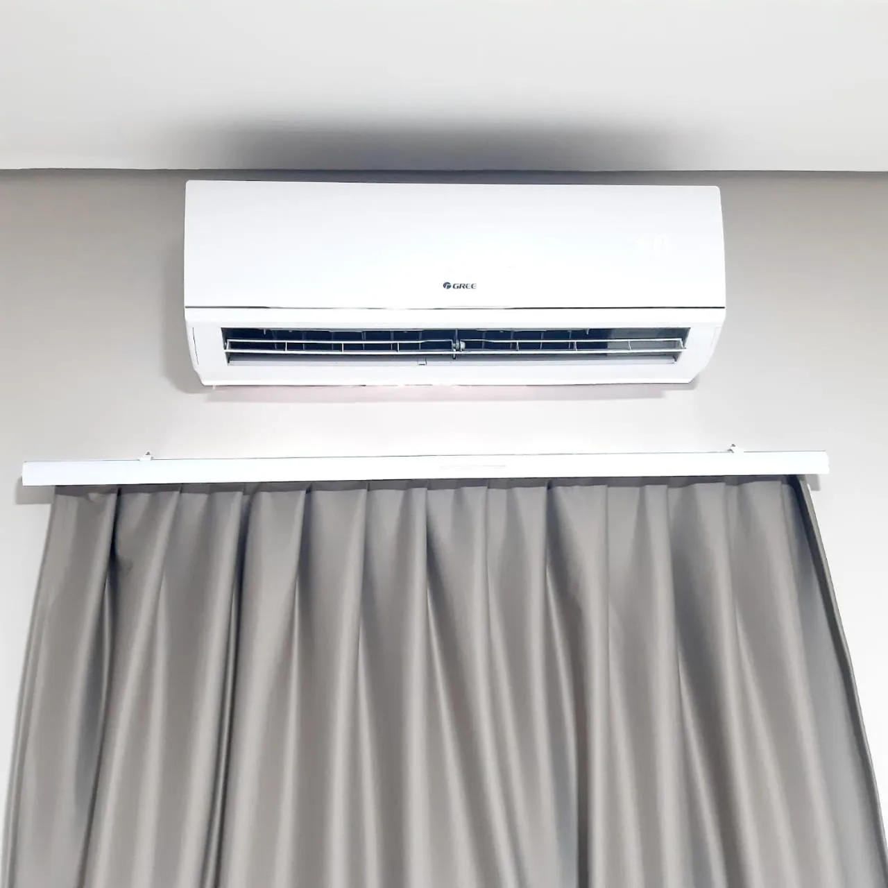 Photo of the whole room in Asa Hotel