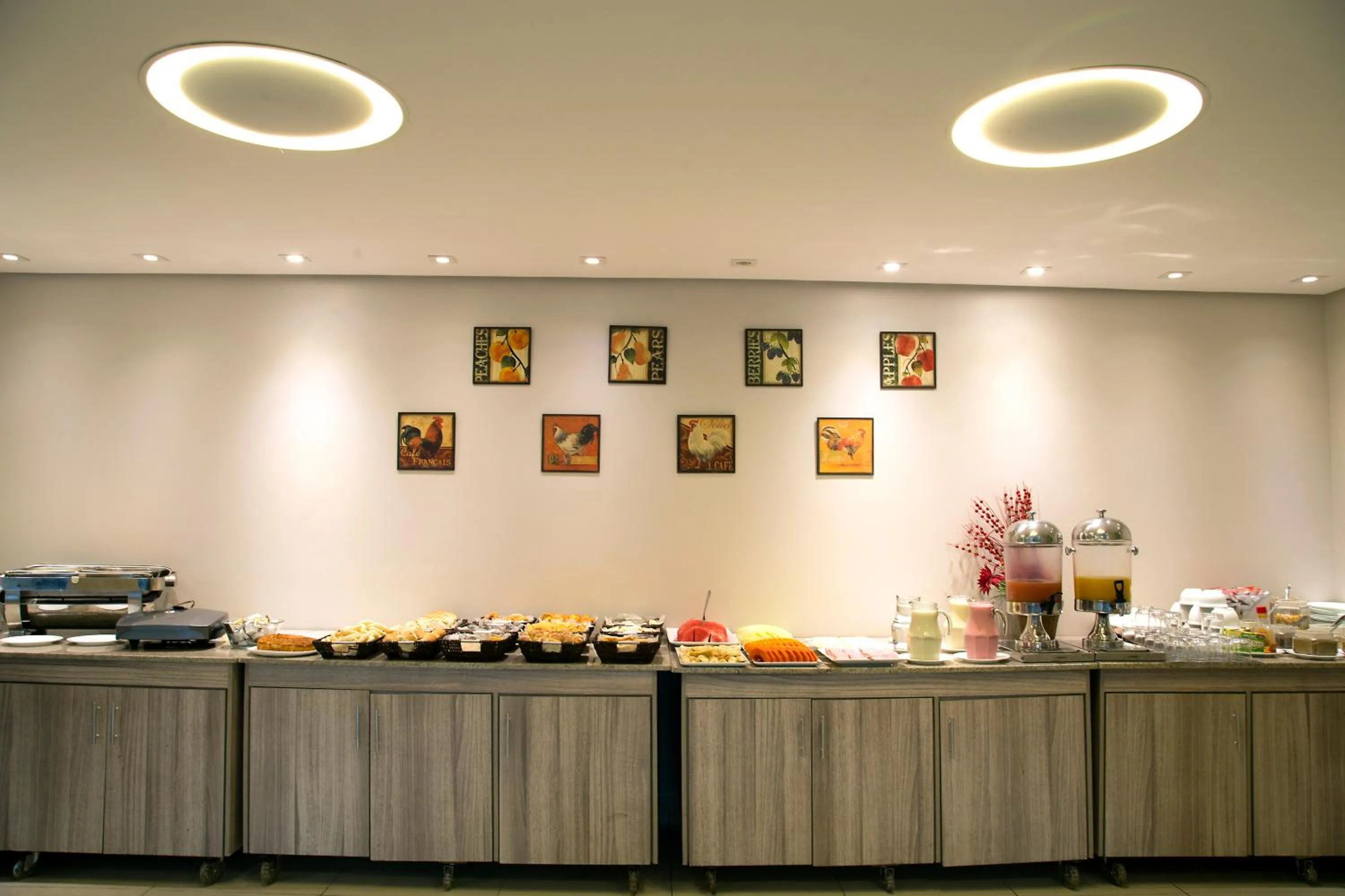 American breakfast in Hotel Morada das Águas