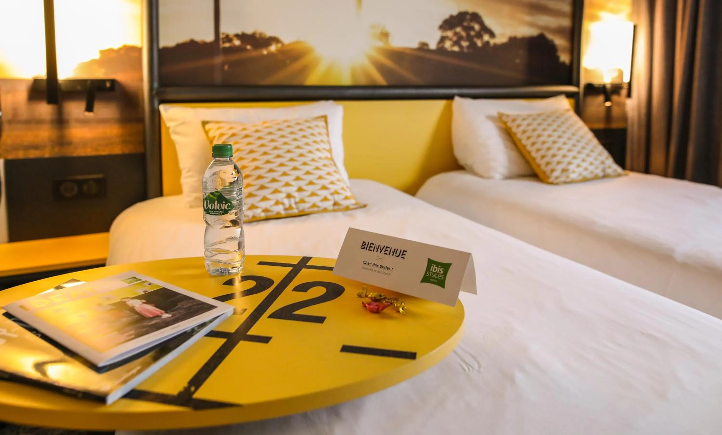 Bedroom, Bed in Ibis Styles Clermont-Ferrand République