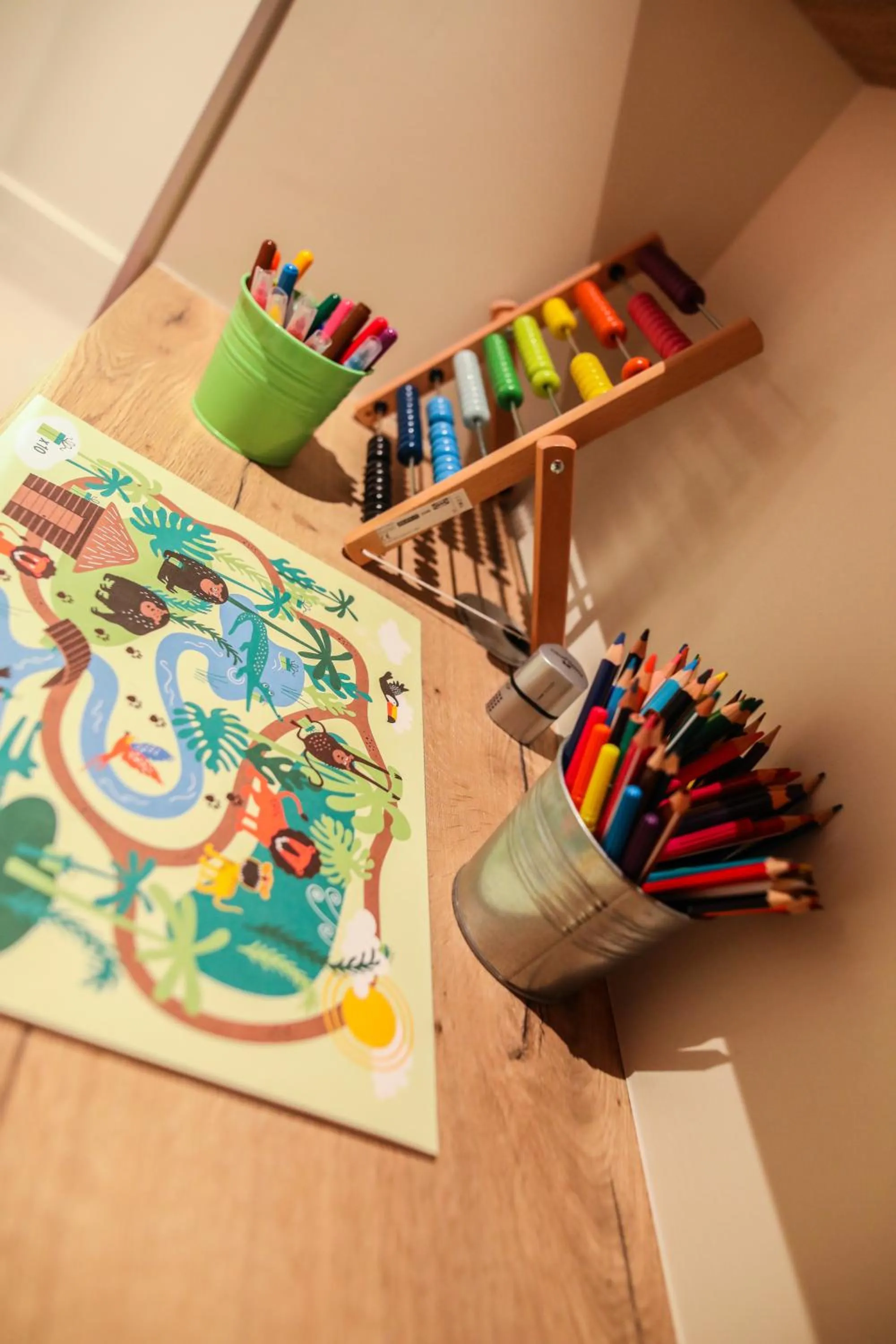 children in Ibis Styles Clermont-Ferrand République